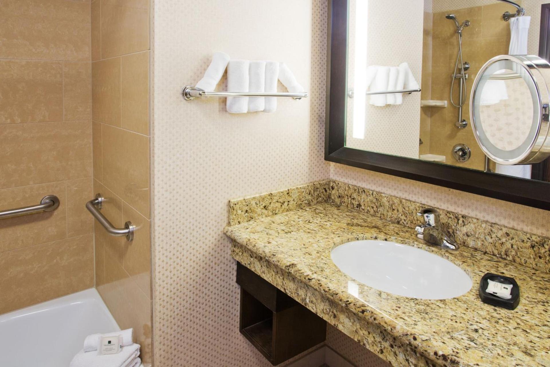 Crowne Plaza Anchorage-Midtown by IHG photo 24