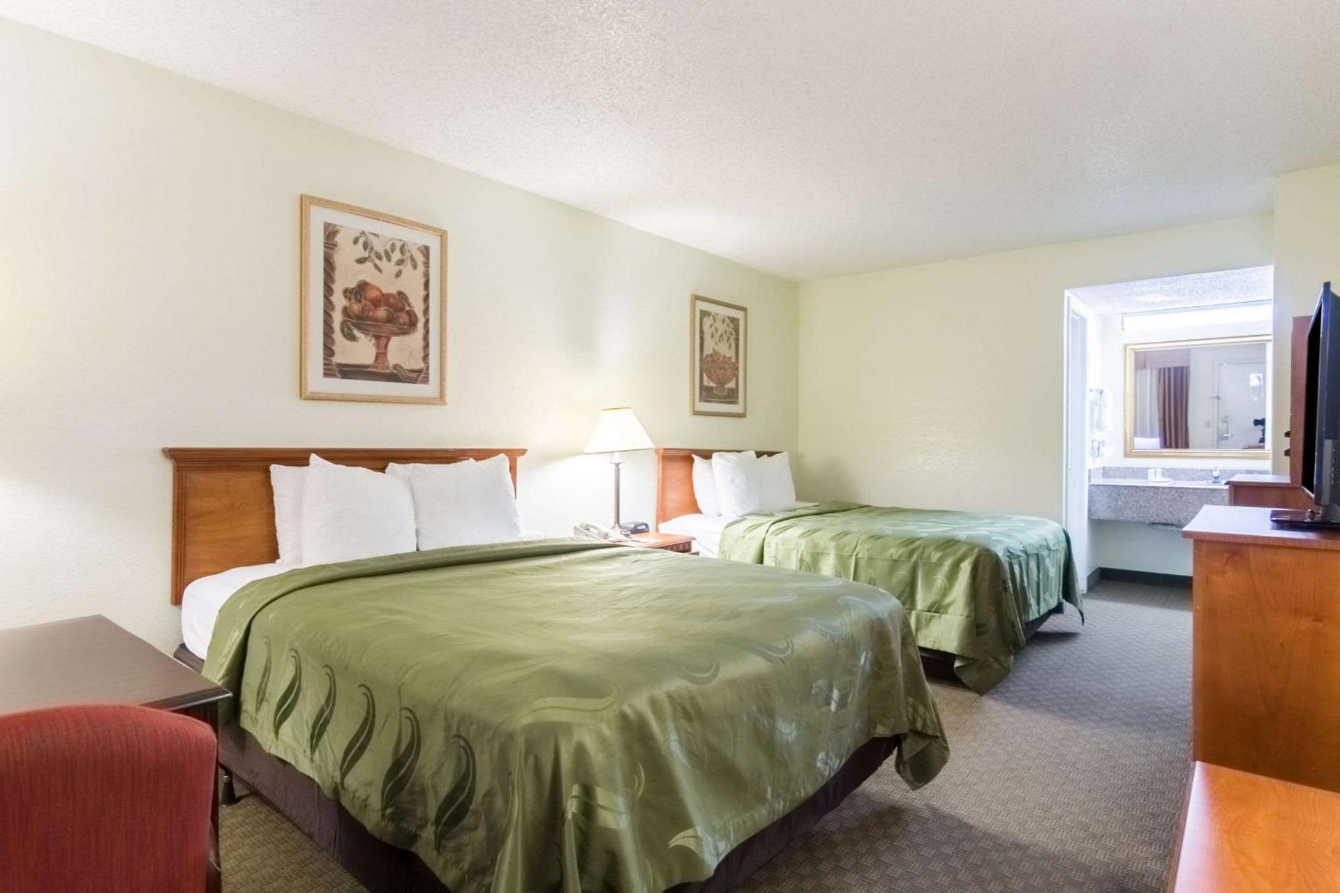 Quality Inn & Suites Alma I-40 photo 43