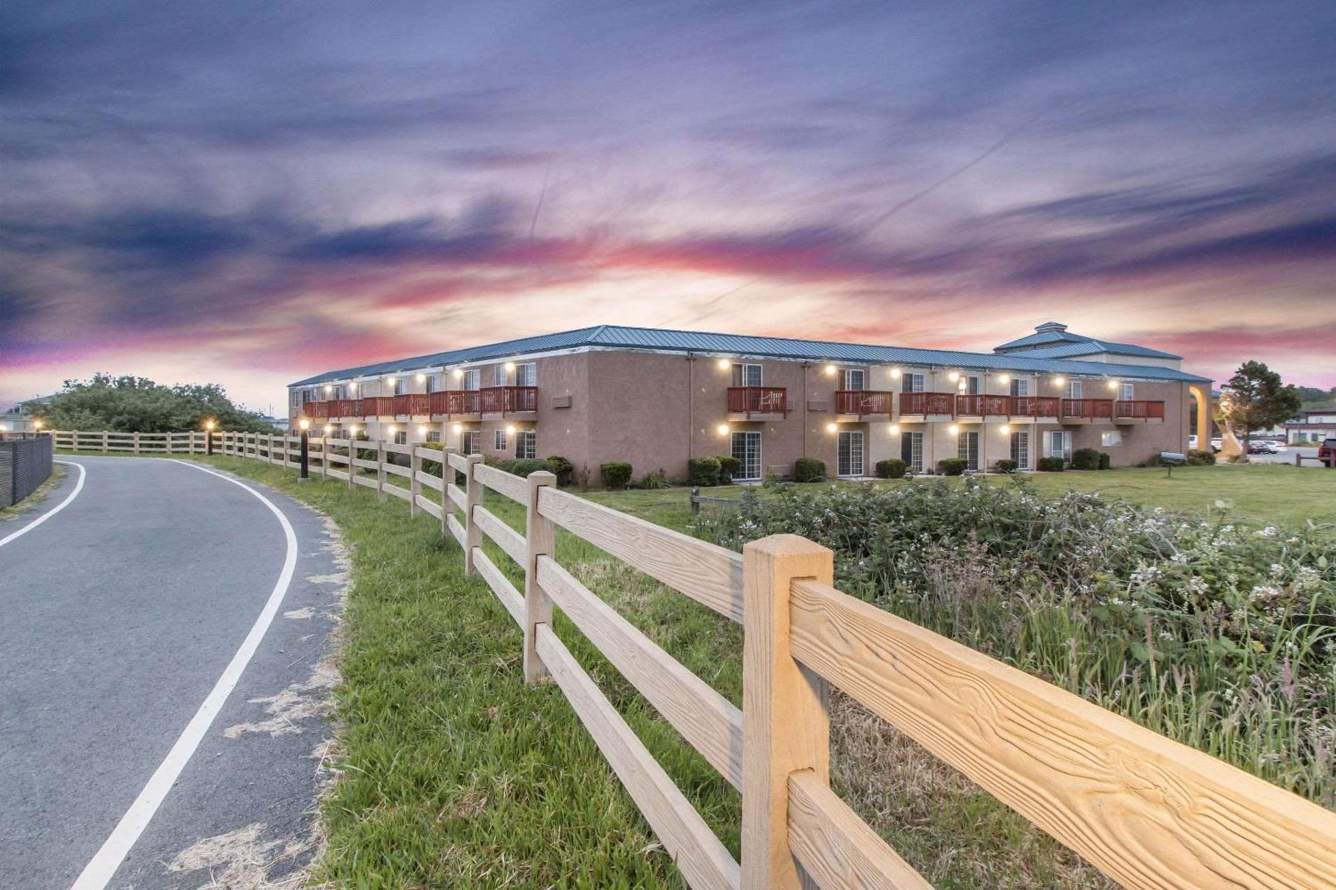 Quality Inn & Suites Crescent City Redwood Coast photo 7