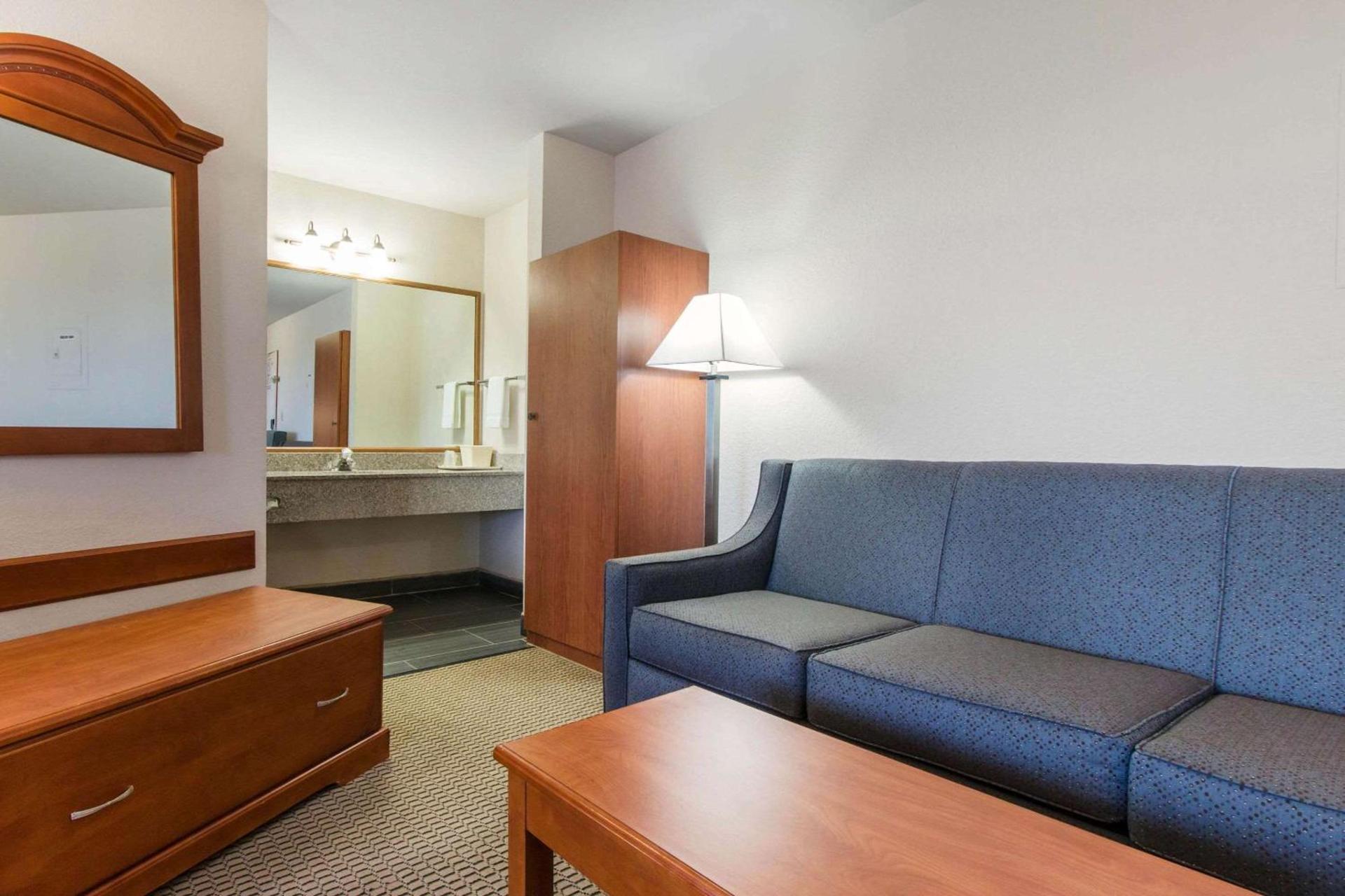 Quality Inn & Suites Crescent City Redwood Coast photo 14