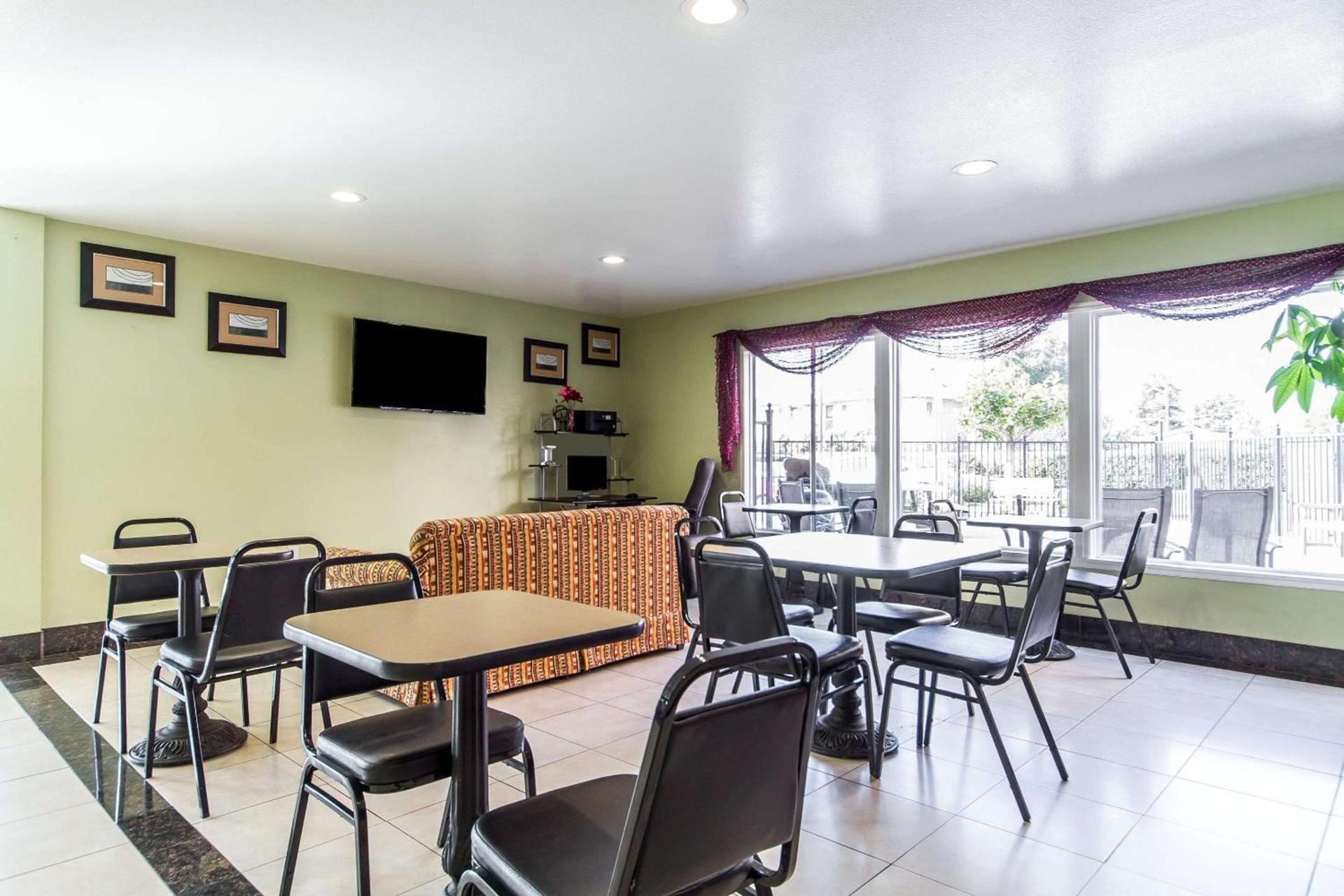 Rodeway Inn & Suites Hayward - Oakland South photo 14