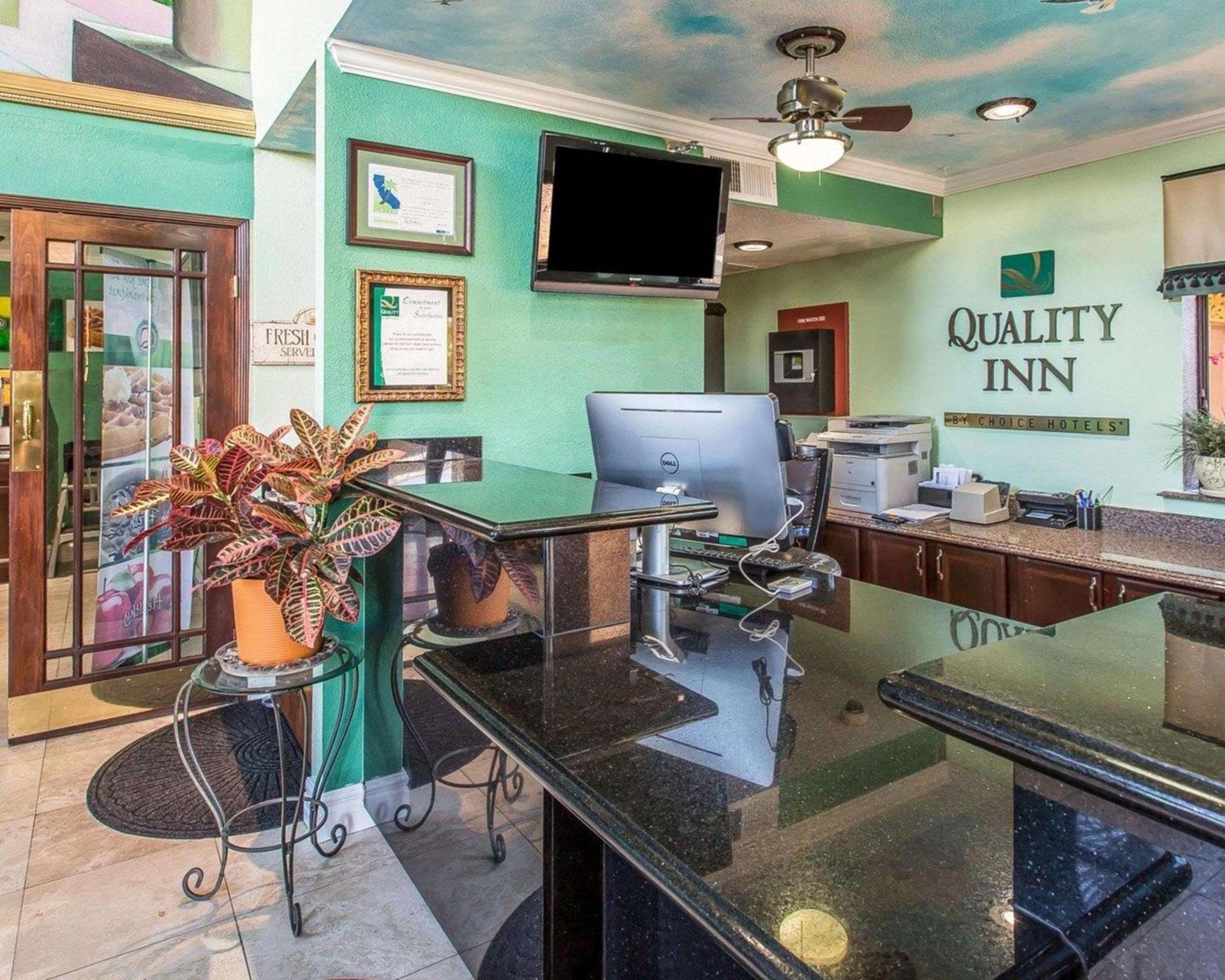 Quality Inn Hemet - San Jacinto photo 11