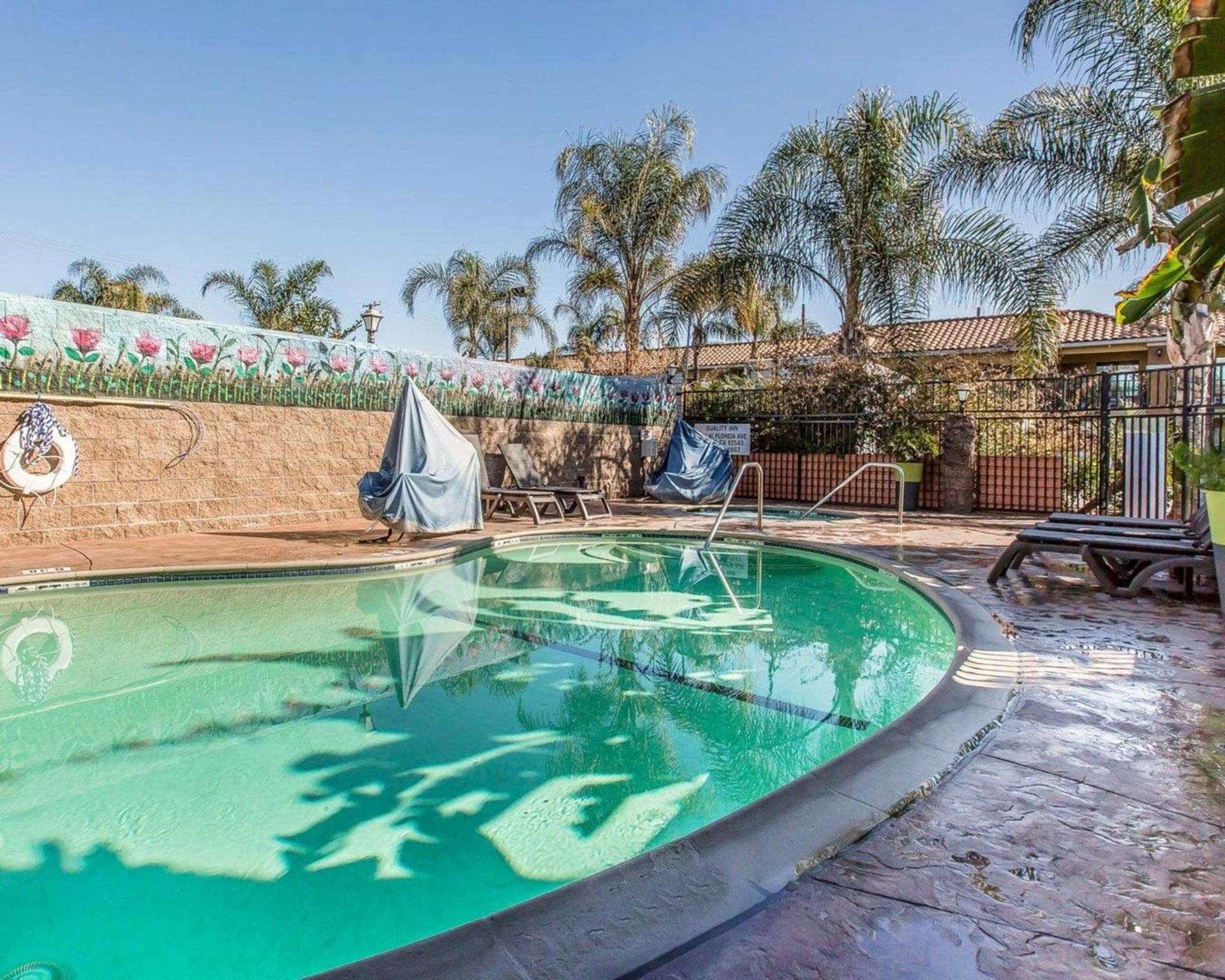 Quality Inn Hemet - San Jacinto photo 8
