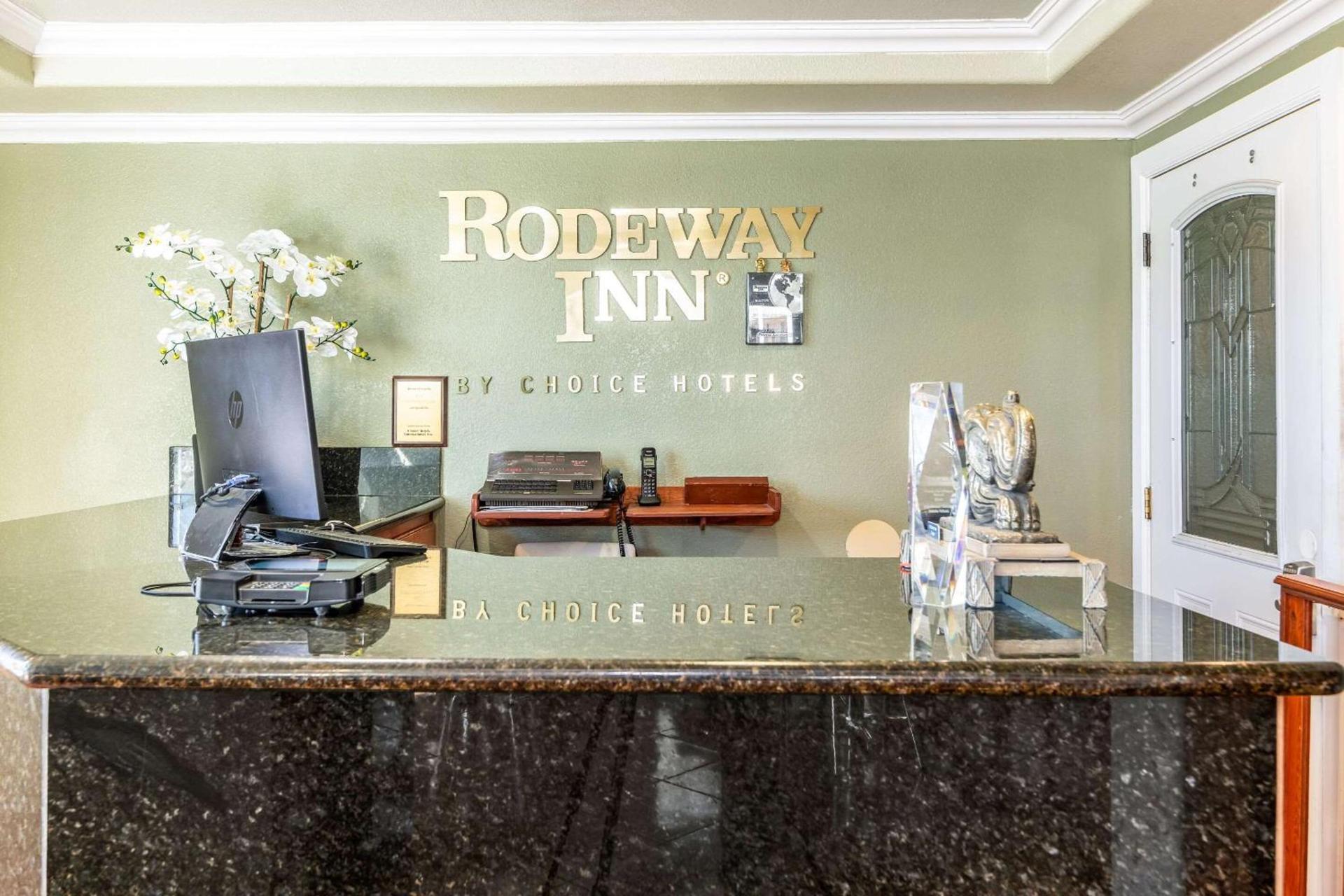 Rodeway Inn Barstow Route 66 photo 8