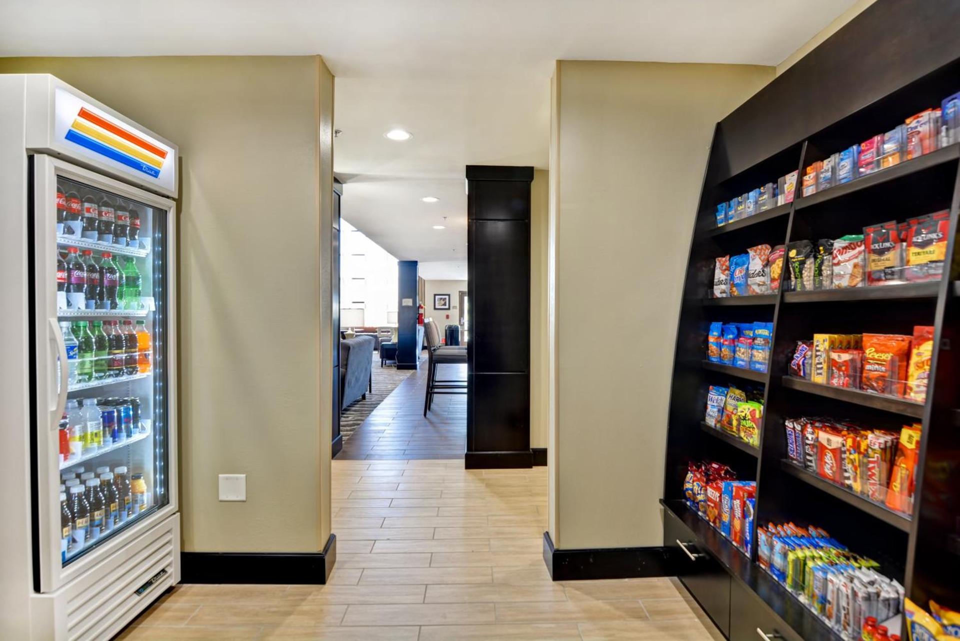 Staybridge Suites Mt Juliet - Nashville Area photo 2