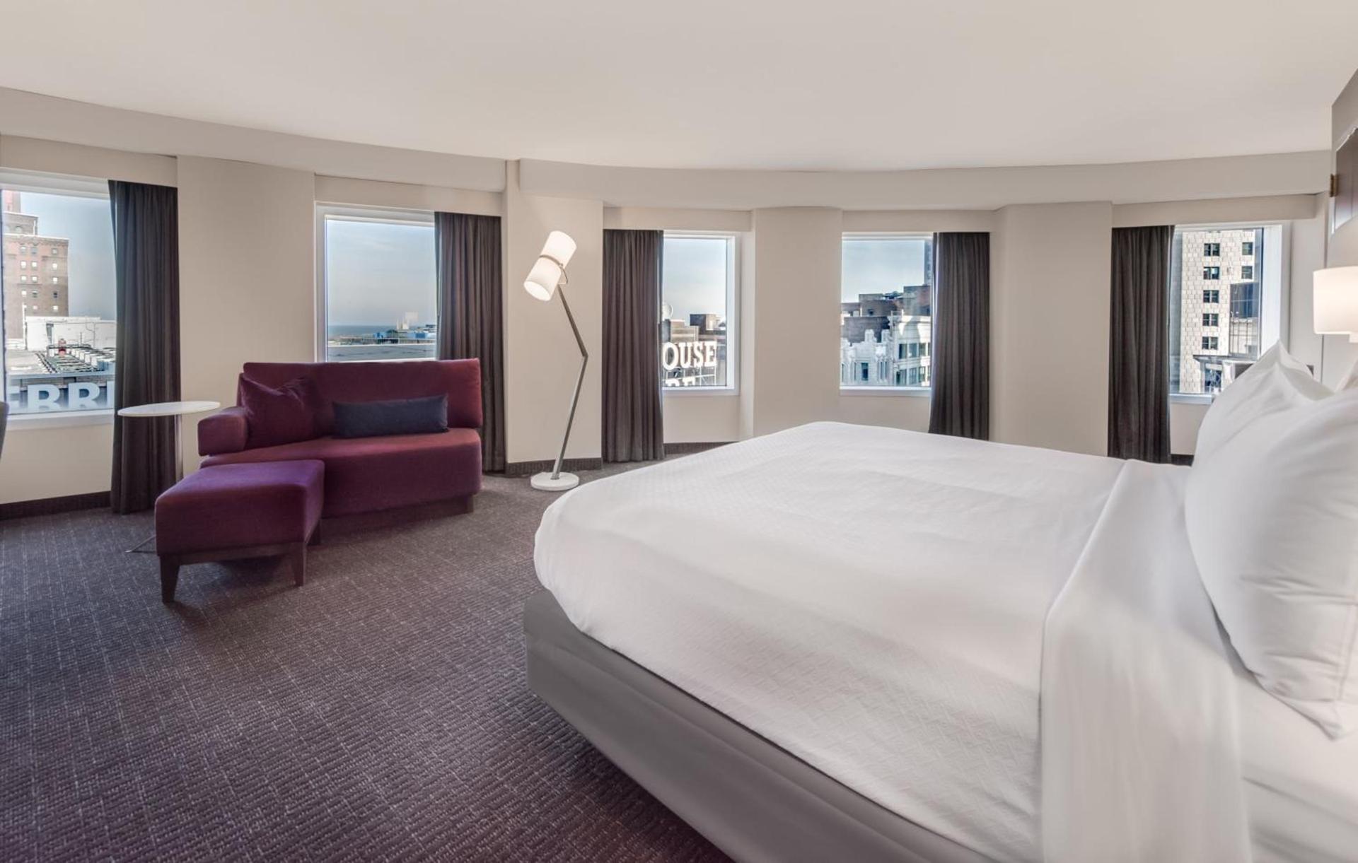 Crowne Plaza Cleveland at Playhouse Square by IHG photo 61