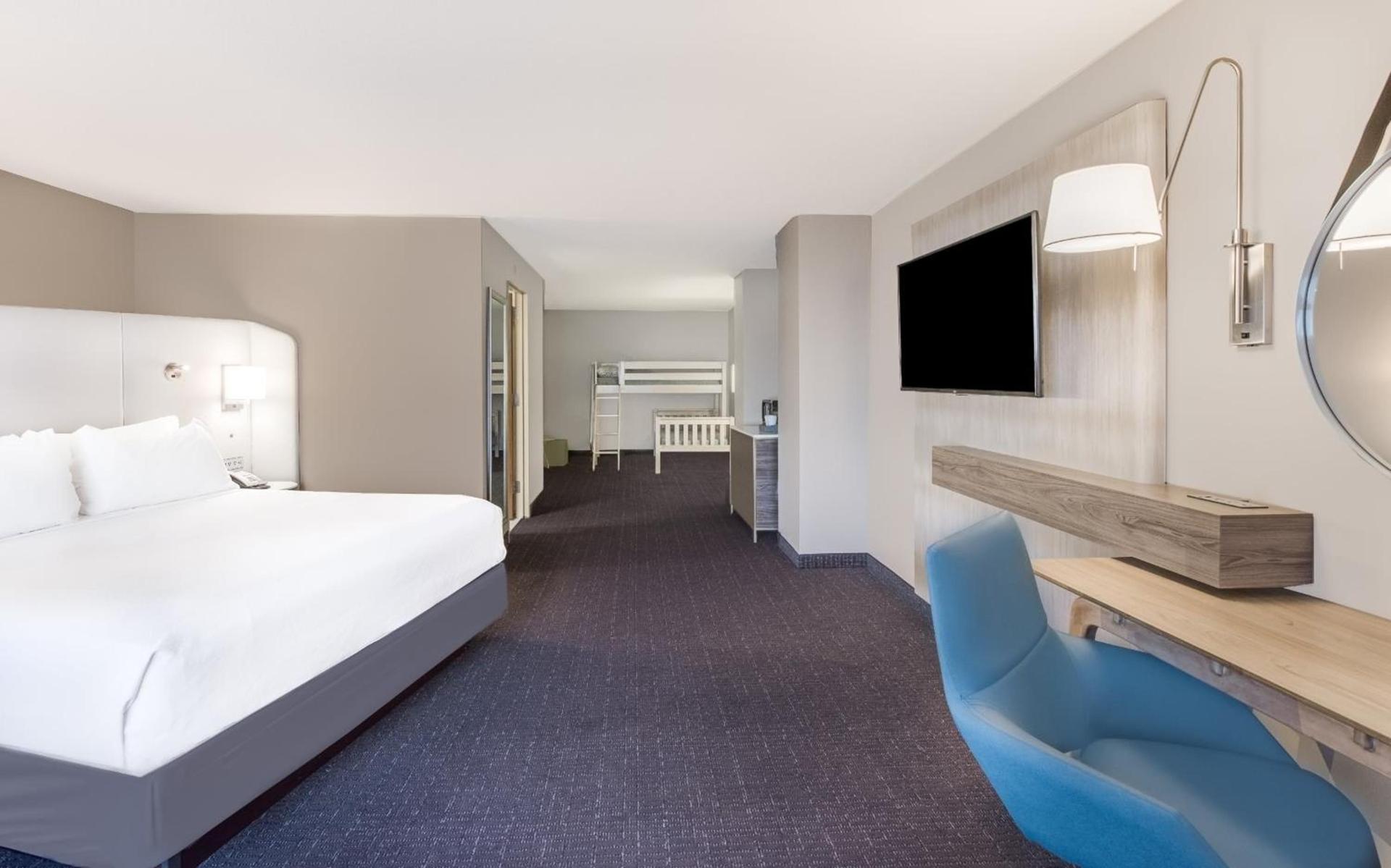 Crowne Plaza Cleveland at Playhouse Square by IHG photo 65
