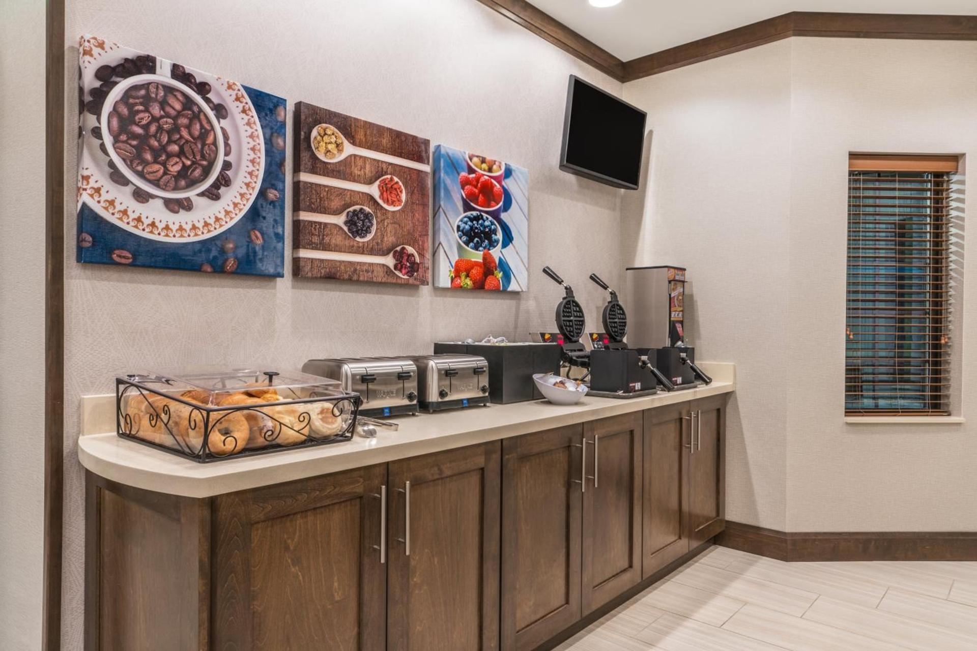 Staybridge Suites Anchorage by IHG photo 37
