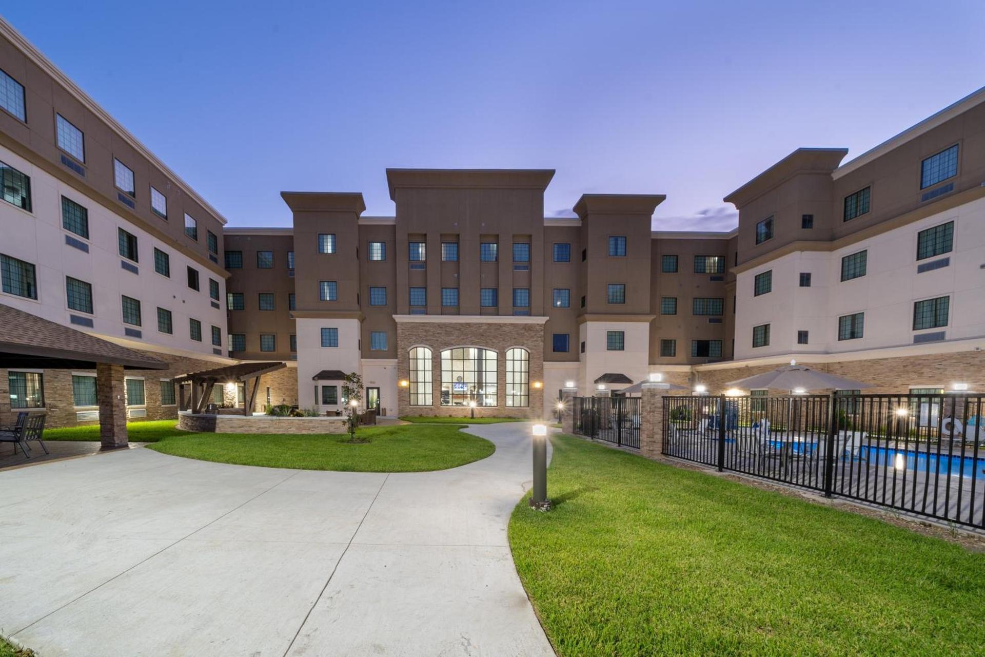 Staybridge Suites Houston East - Baytown by IHG photo 23