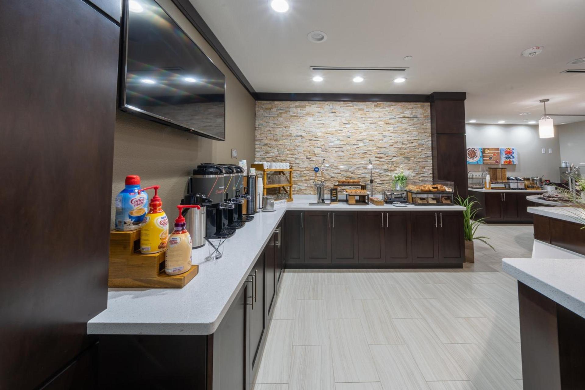 Staybridge Suites Houston East - Baytown by IHG photo 11
