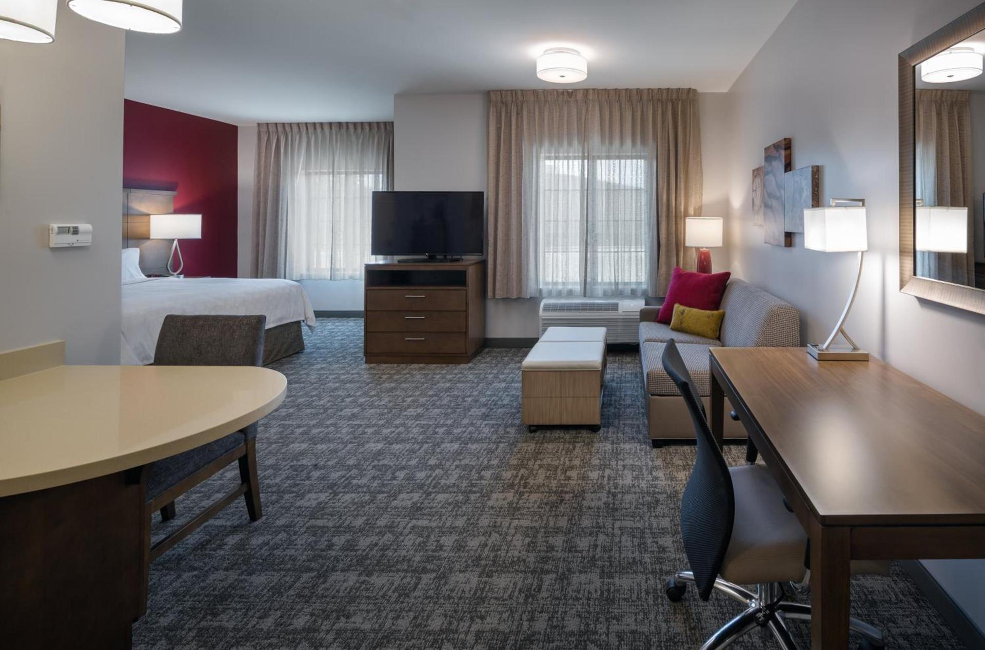 Staybridge Suites - Phoenix – Biltmore Area by IHG photo 37