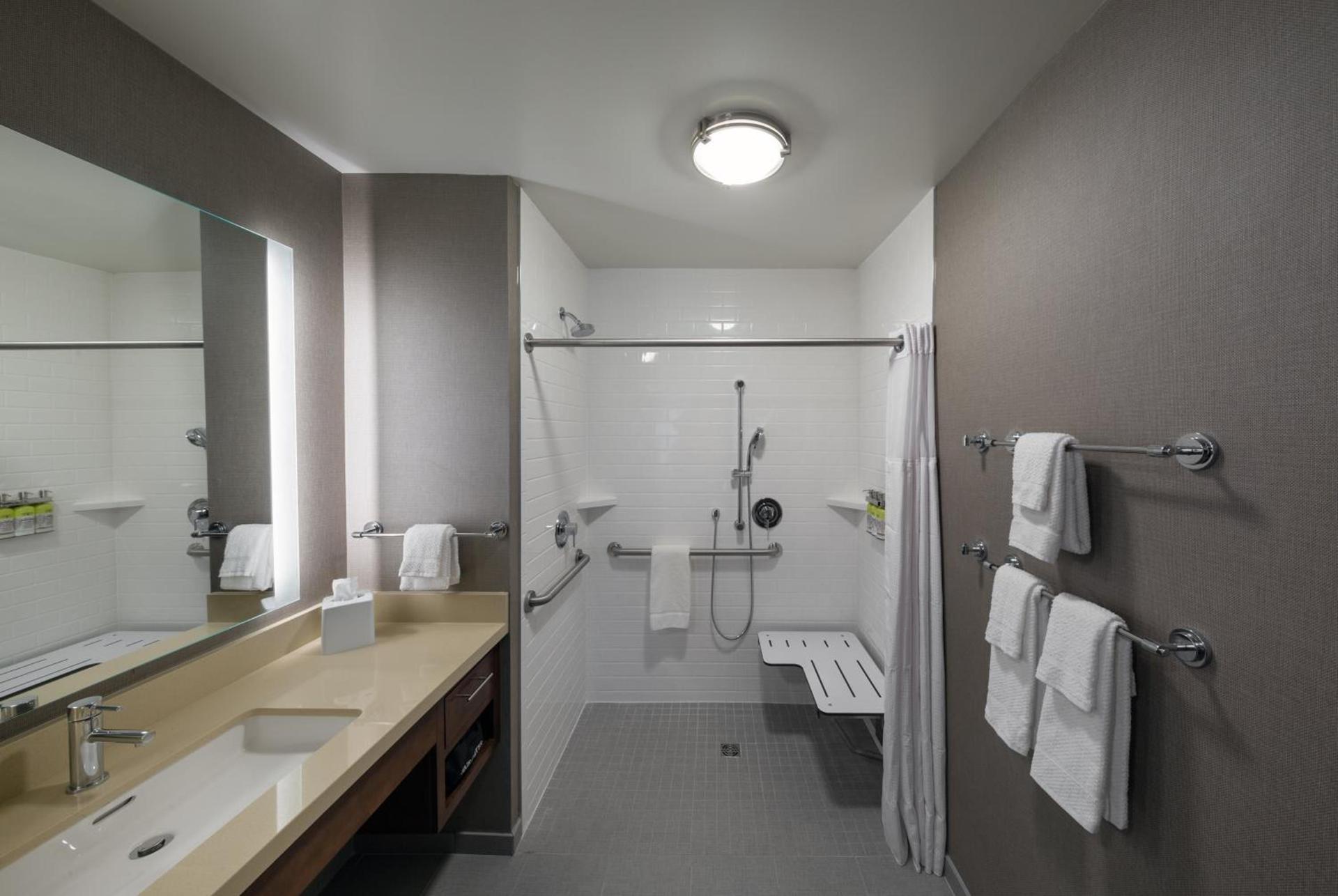 Staybridge Suites - Phoenix – Biltmore Area by IHG photo 28