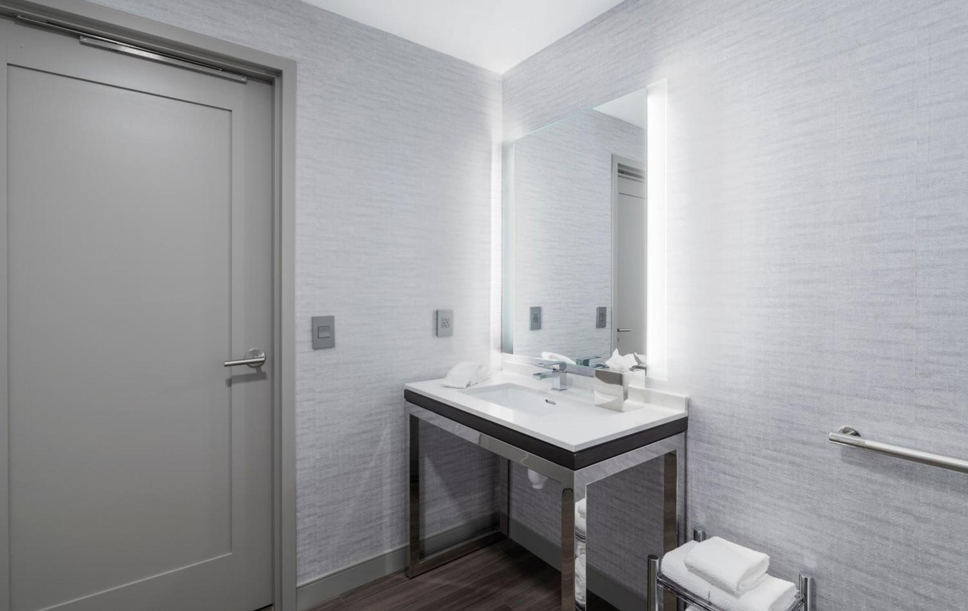 Staybridge Suites - Boston Logan Airport - Revere by IHG photo 93