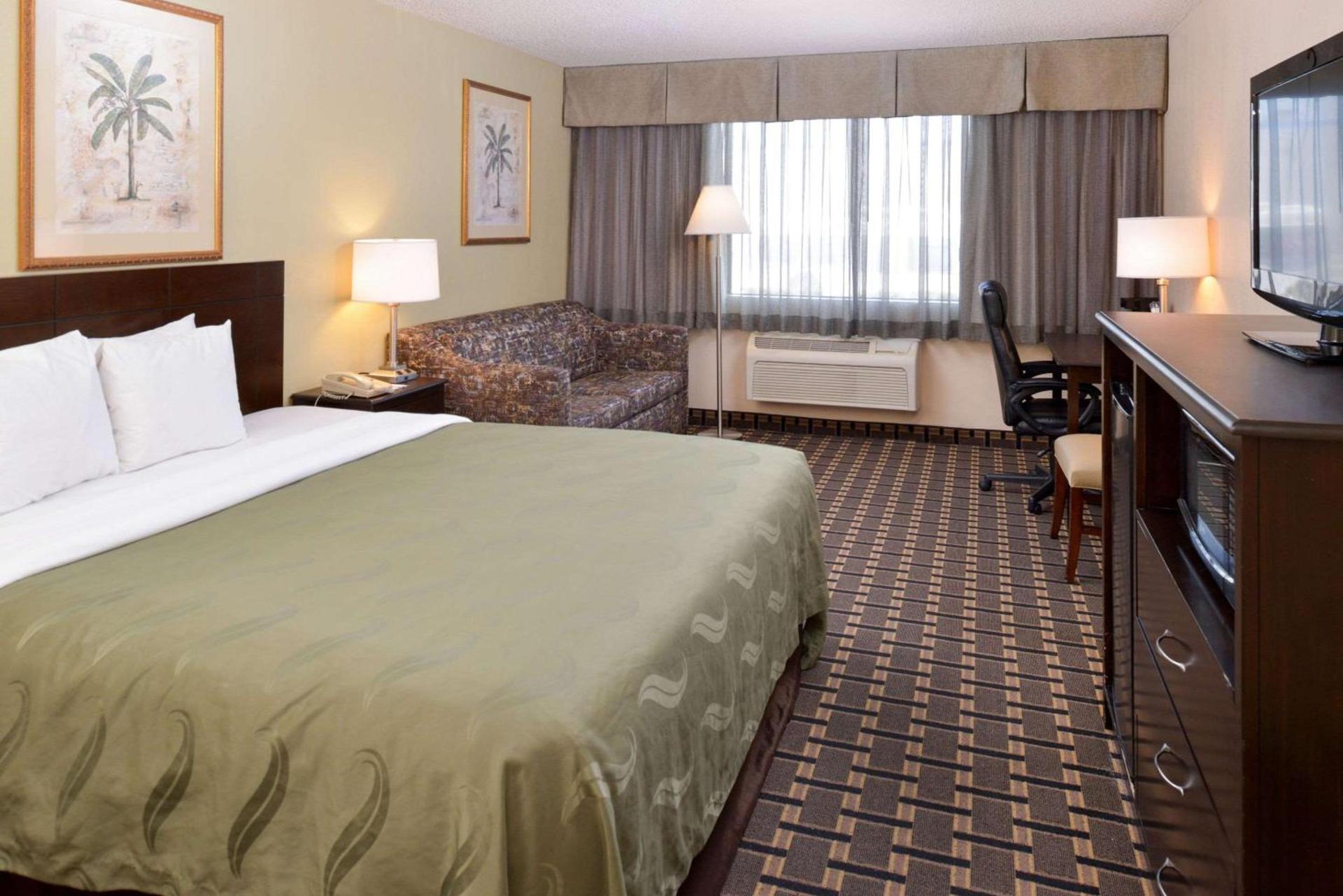 Quality Inn & Suites Montebello - Los Angeles photo 39