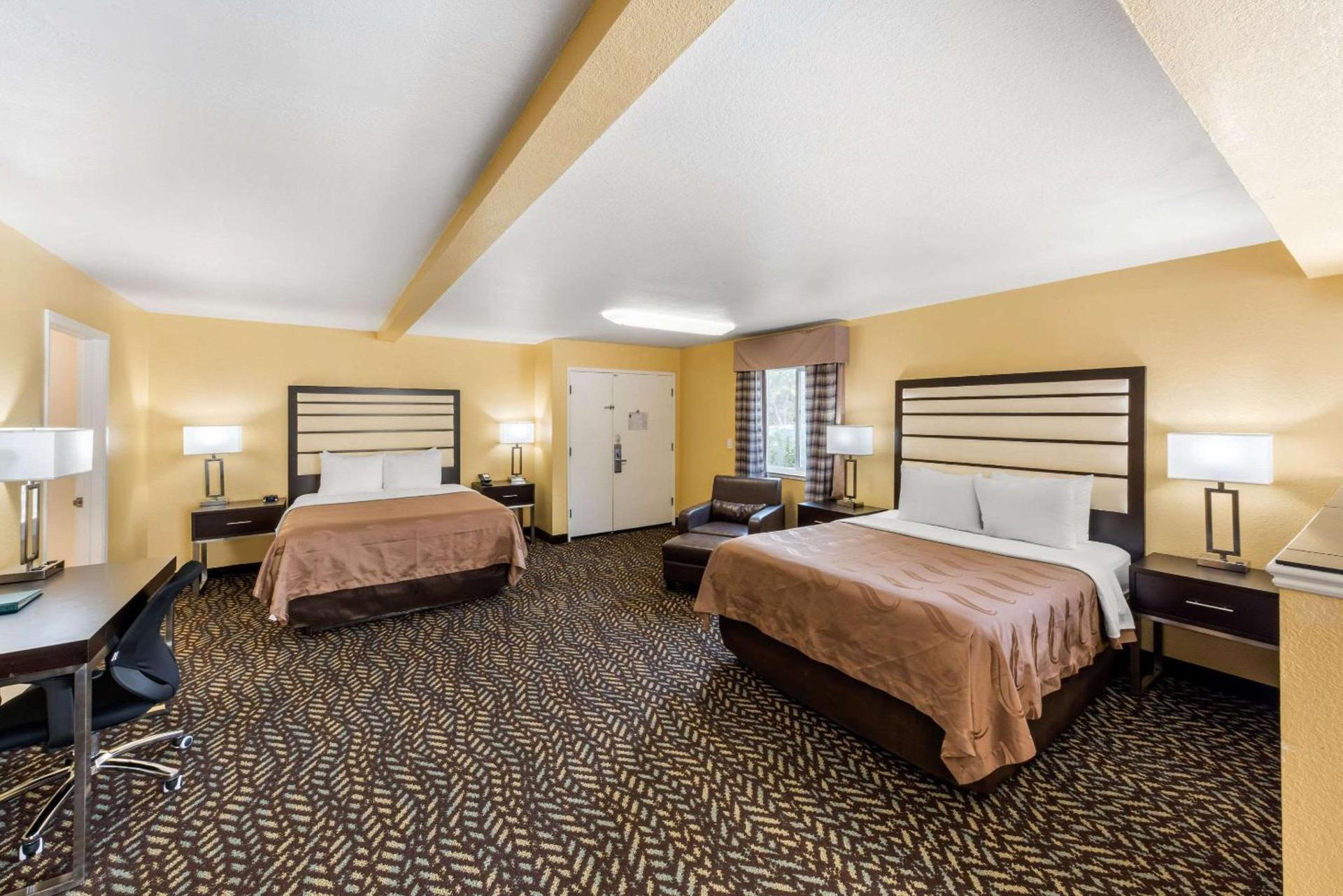 Quality Inn & Suites Capitola By the Sea photo 25