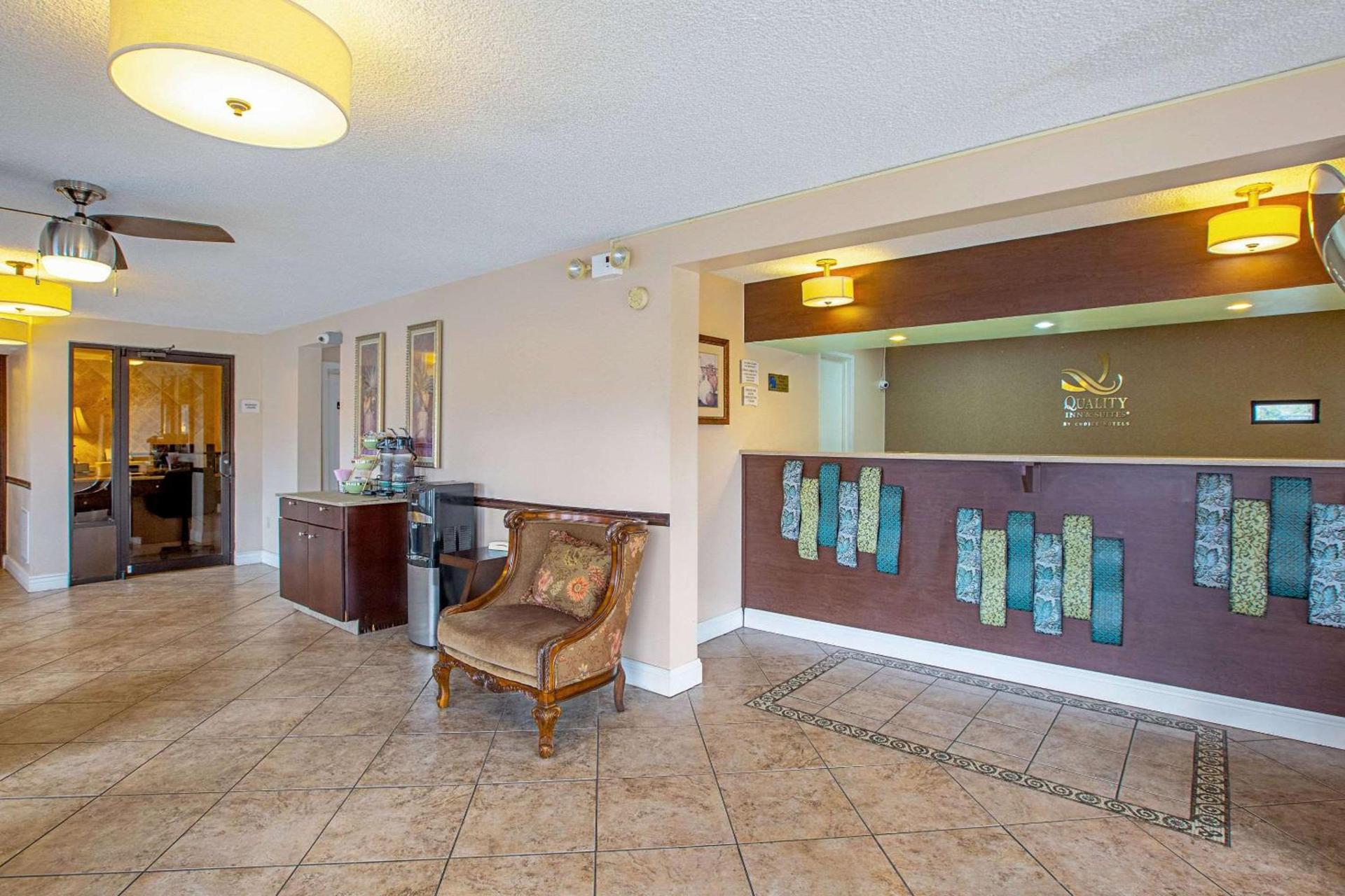 Quality Inn & Suites Live Oak I-10 Exit 283 photo 4