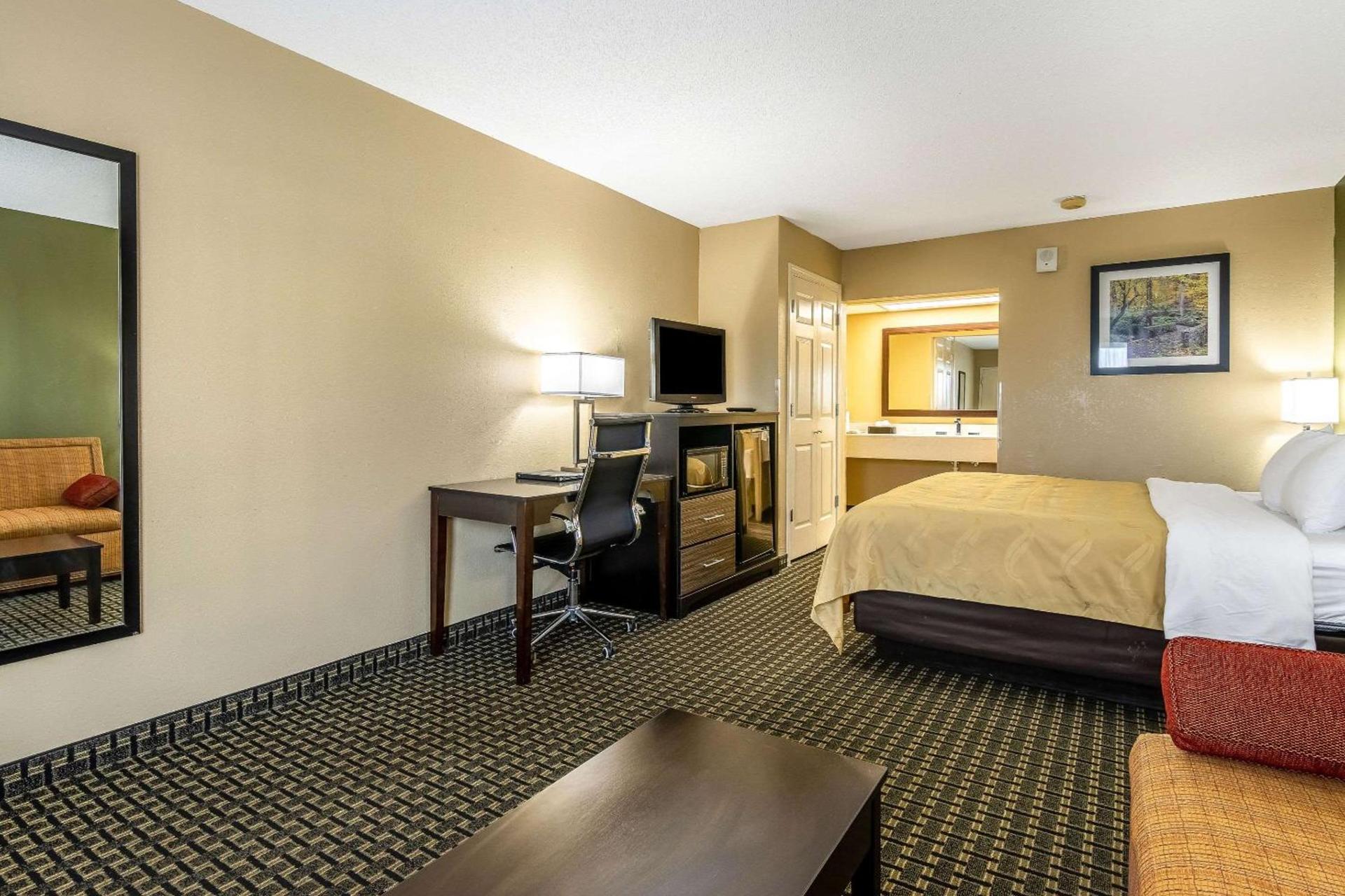 Quality Inn Perry - National Fairgrounds Area photo 25