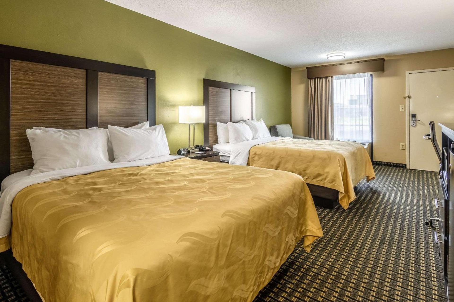 Quality Inn Perry - National Fairgrounds Area photo 9