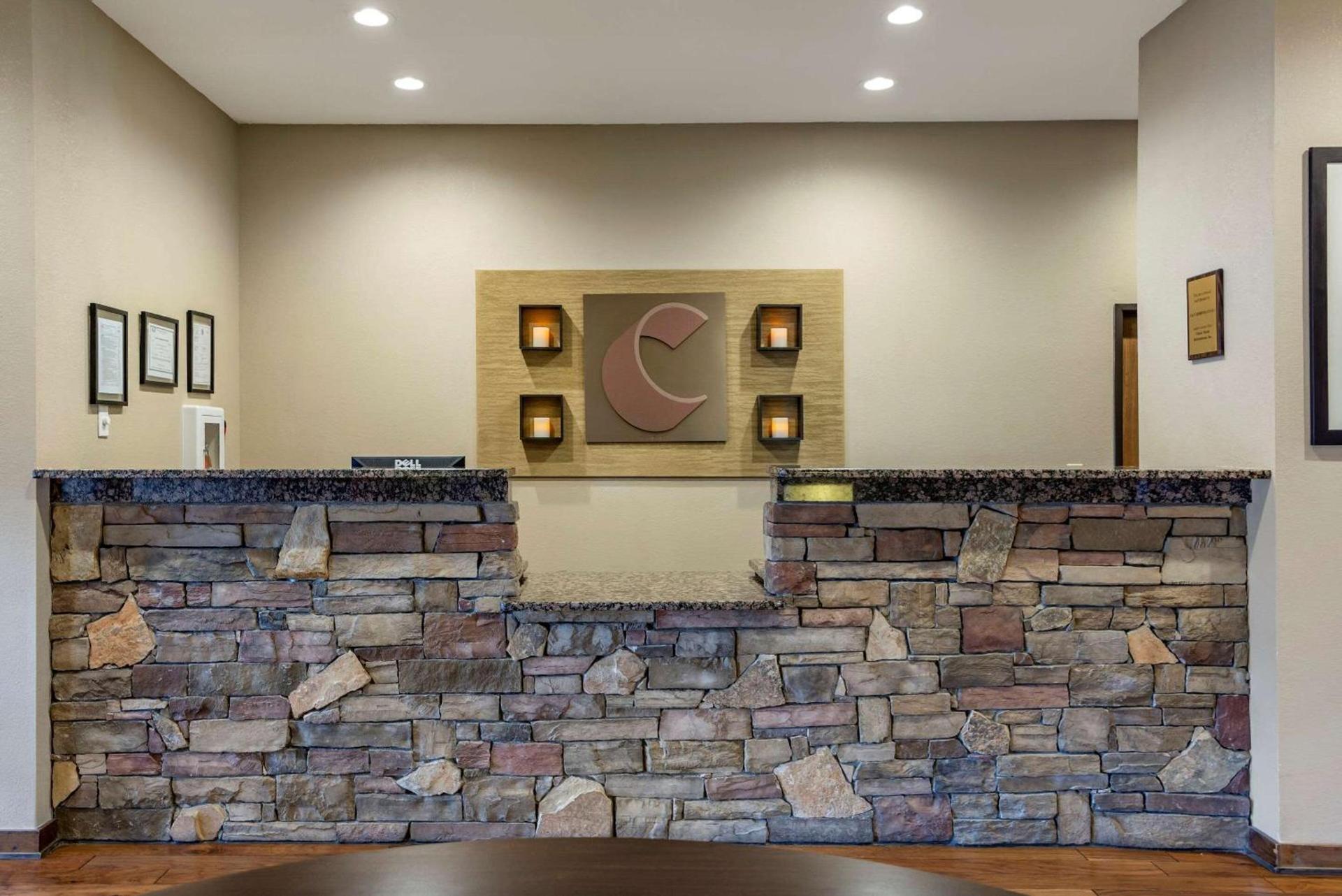 Comfort Inn & Suites Blue Ridge photo 4