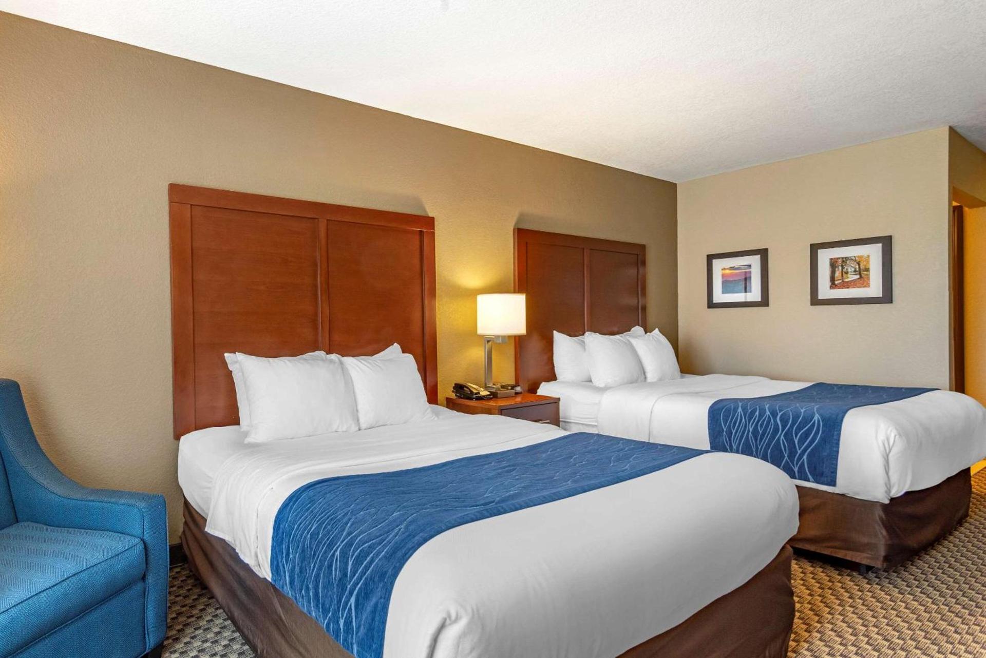 Comfort Inn & Suites Blue Ridge photo 15