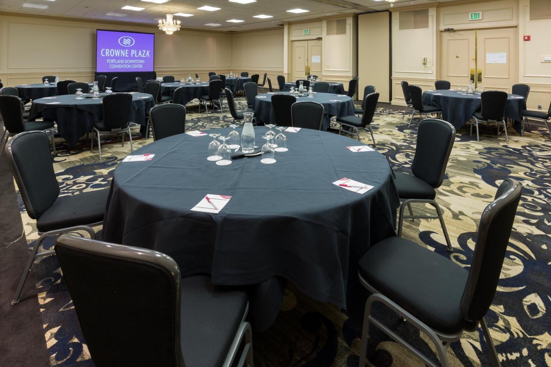 Crowne Plaza Hotel Portland-Downtown Convention Center by IHG photo 26