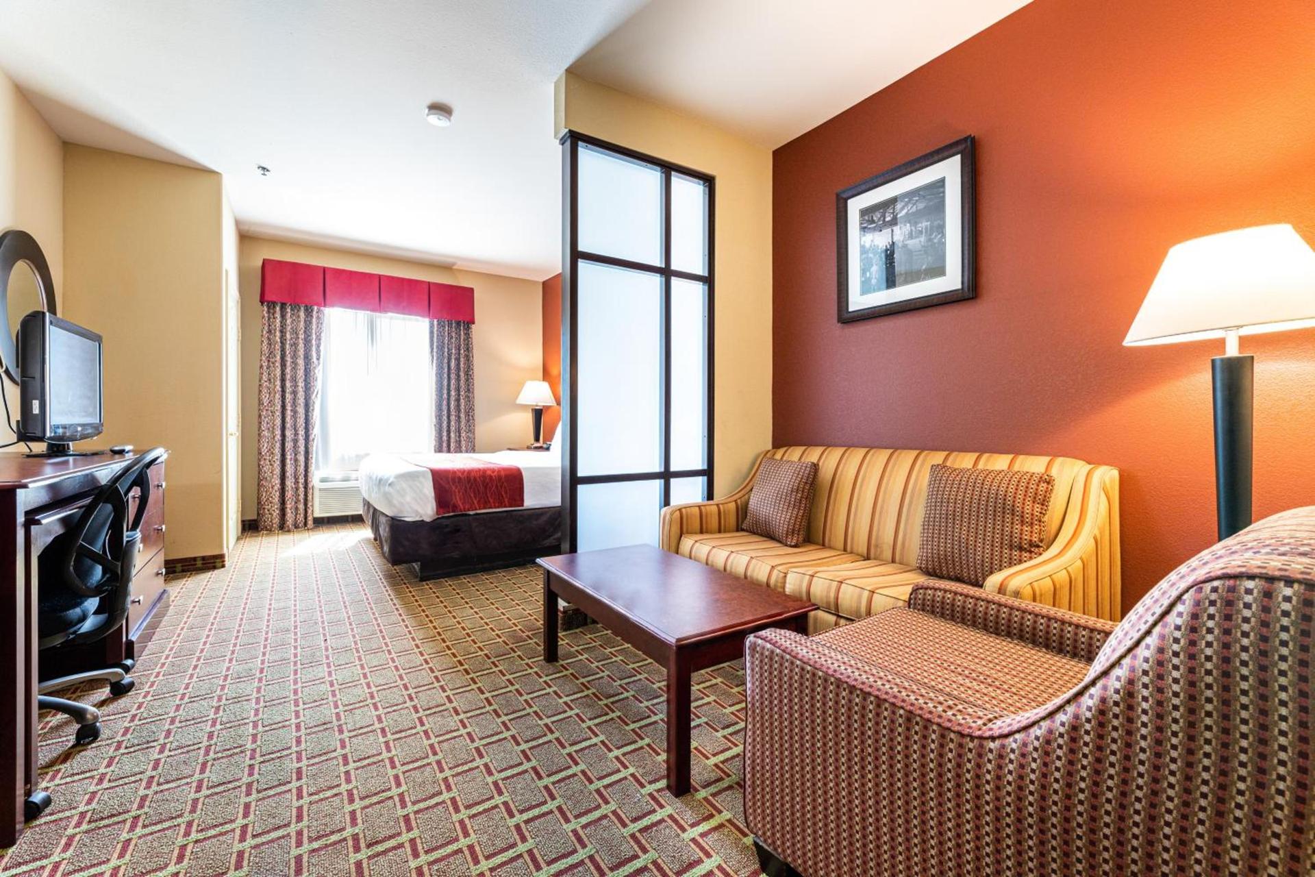 Comfort Suites Lake Worth photo 30