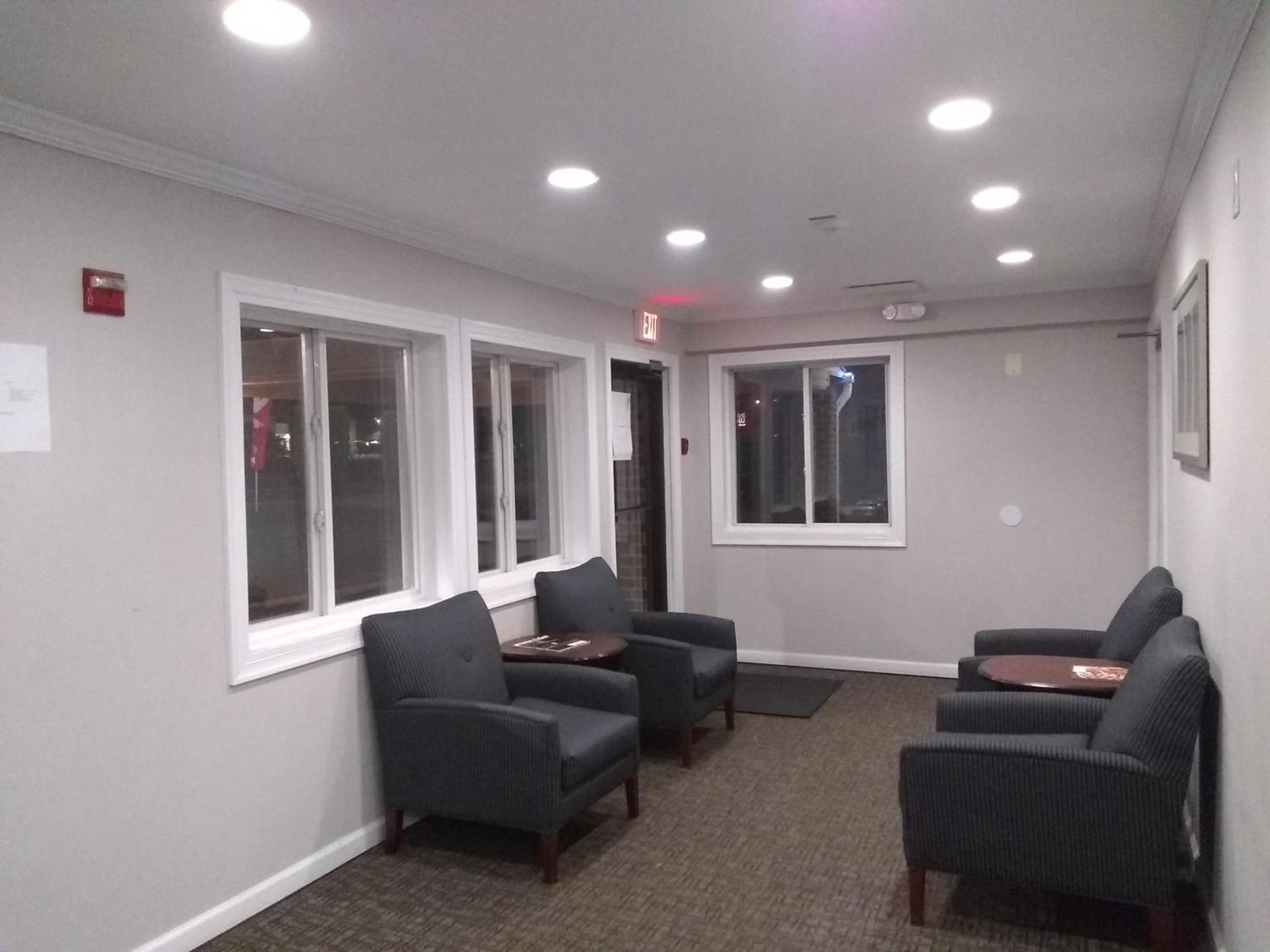 Red Crown Inn photo 29