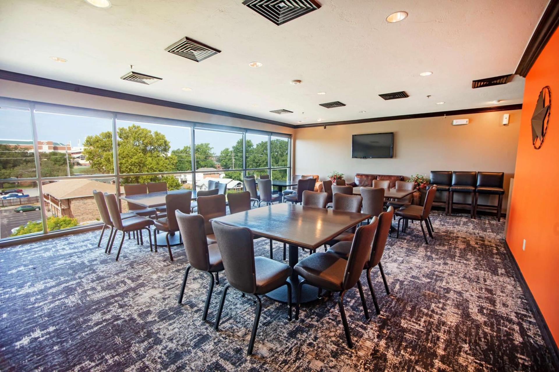 Best Western PLUS Cimarron Hotel & Suites photo 34