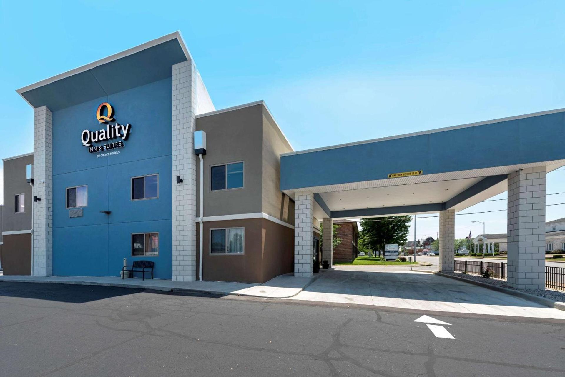 Quality Inn & Suites Evansville Downtown photo 3