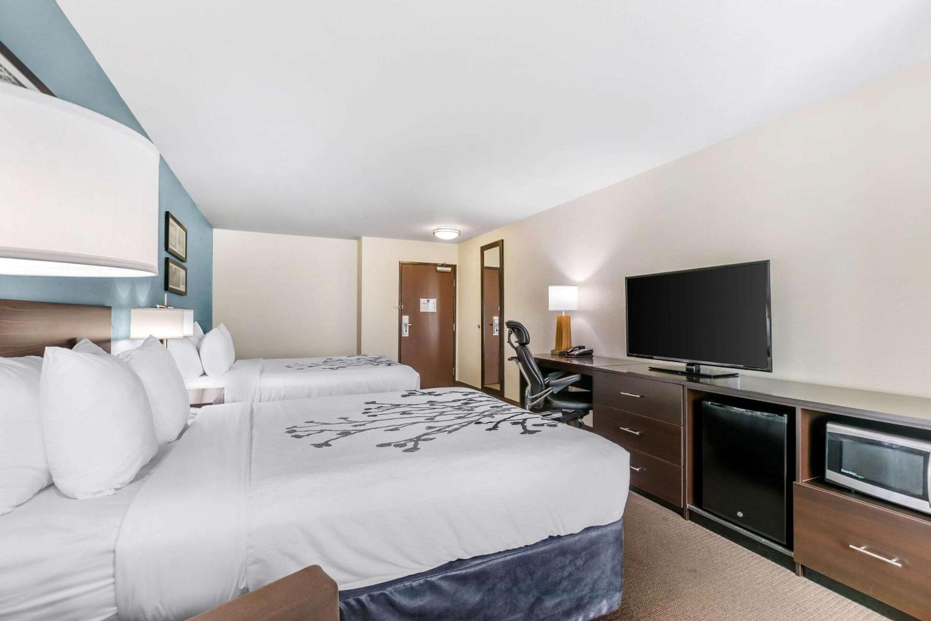 Sleep Inn & Suites Ames near ISU Campus photo 9