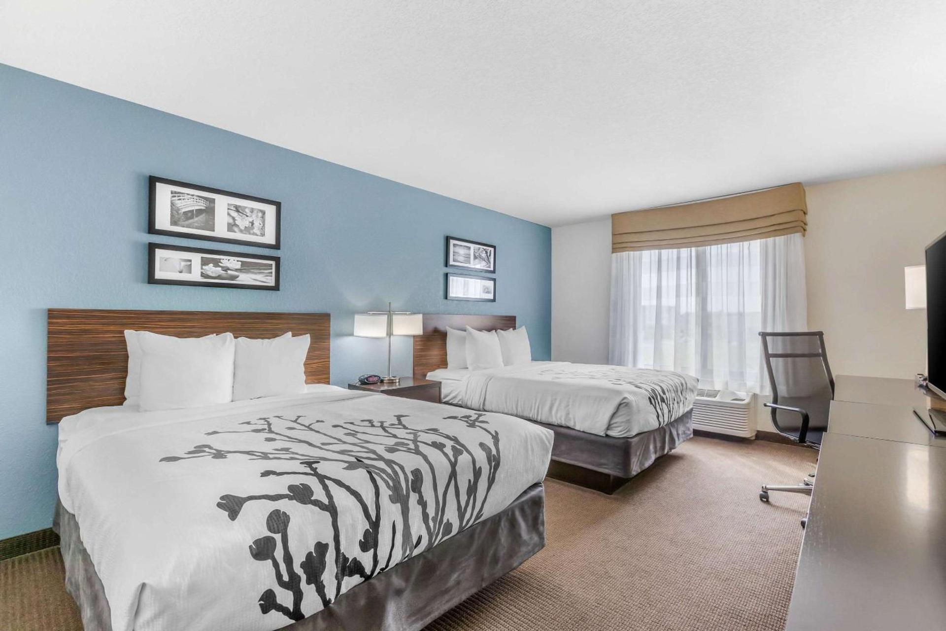 Sleep Inn & Suites Ames near ISU Campus photo 12