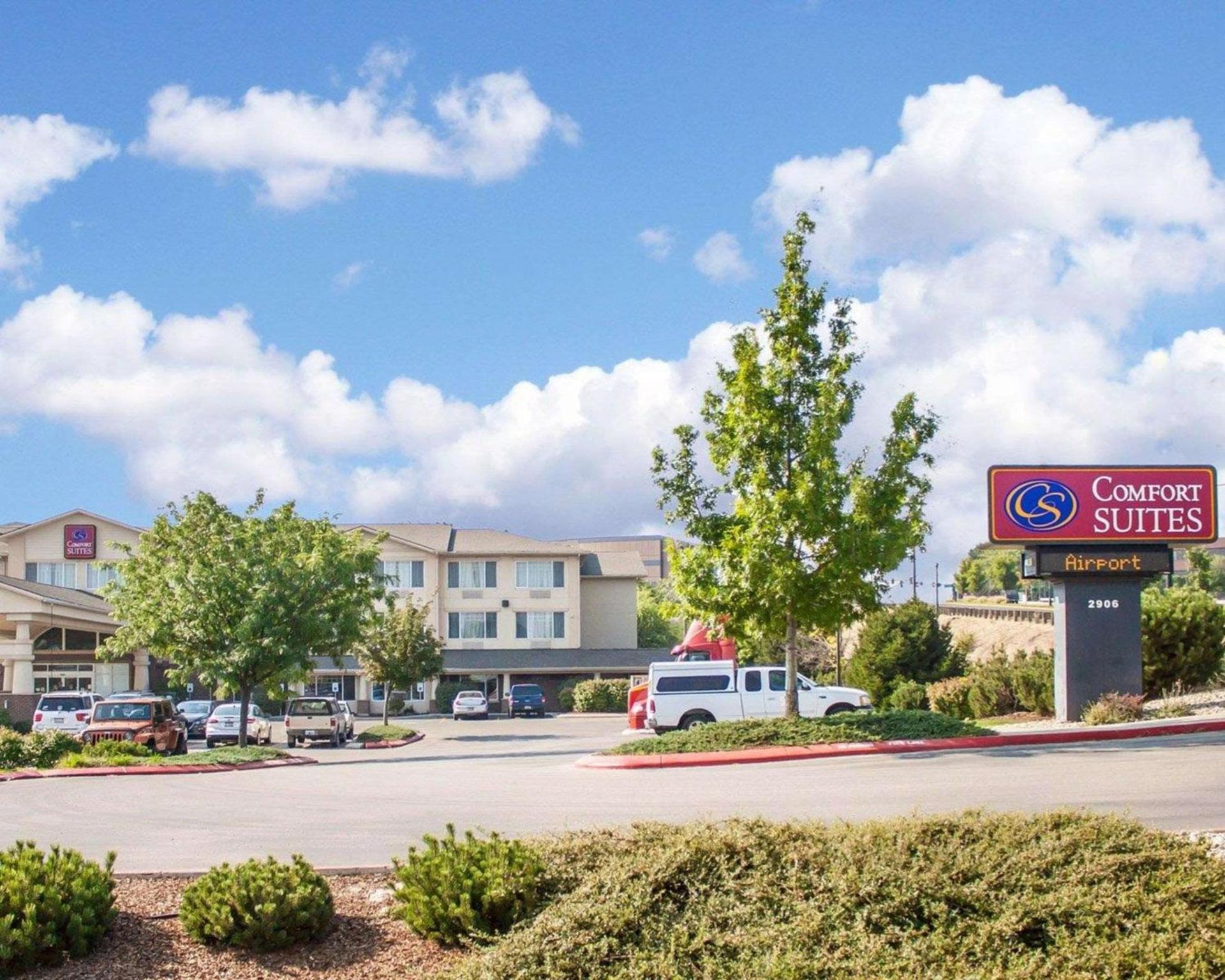 Comfort Suites Airport photo 6