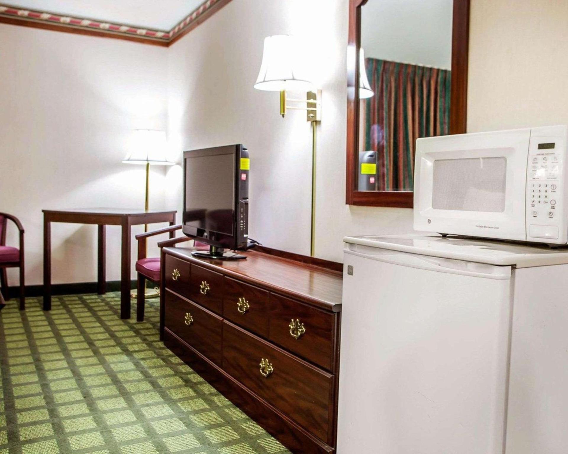 Quality Inn Arcola photo 8