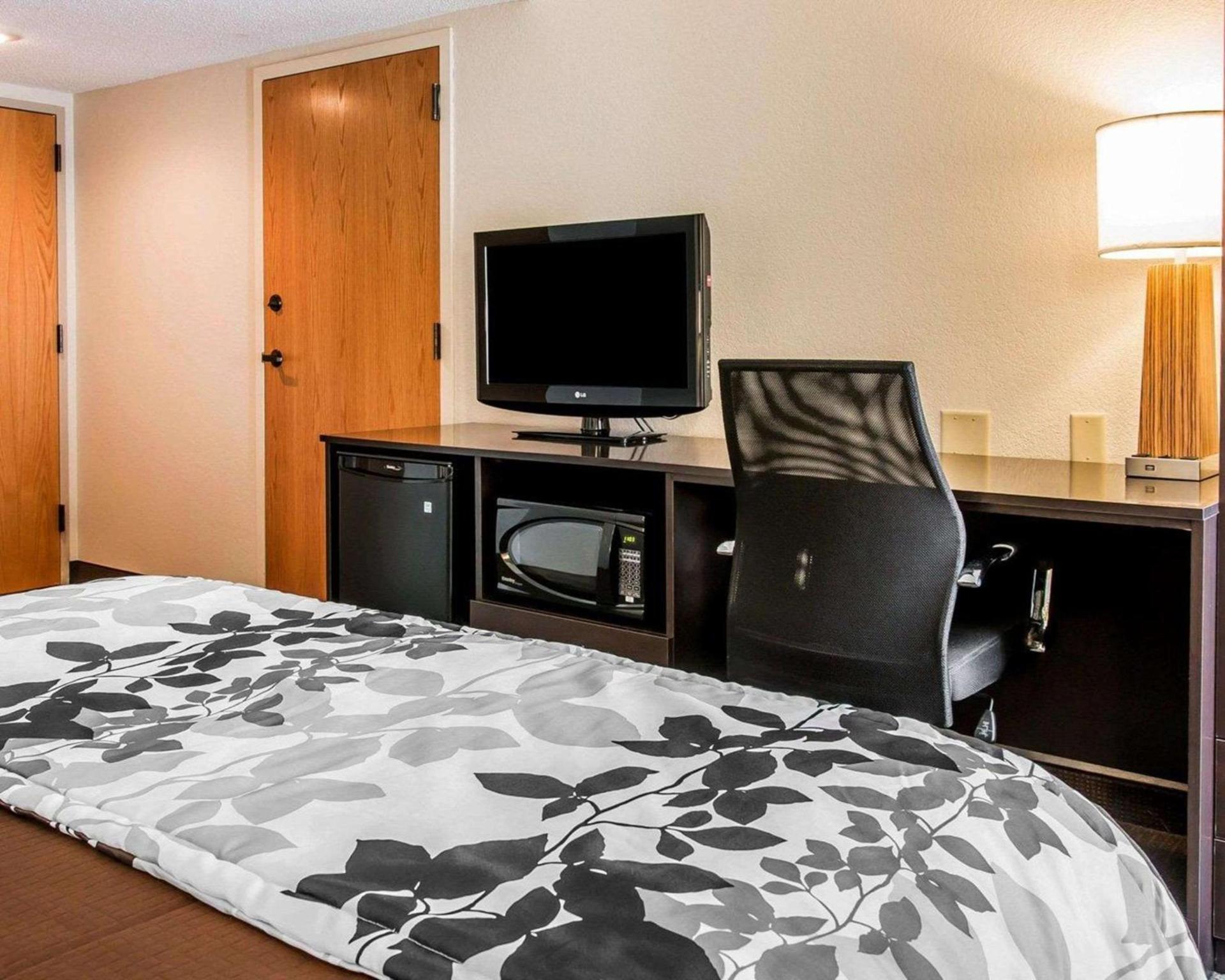 Sleep Inn Midland - Bay City West photo 6