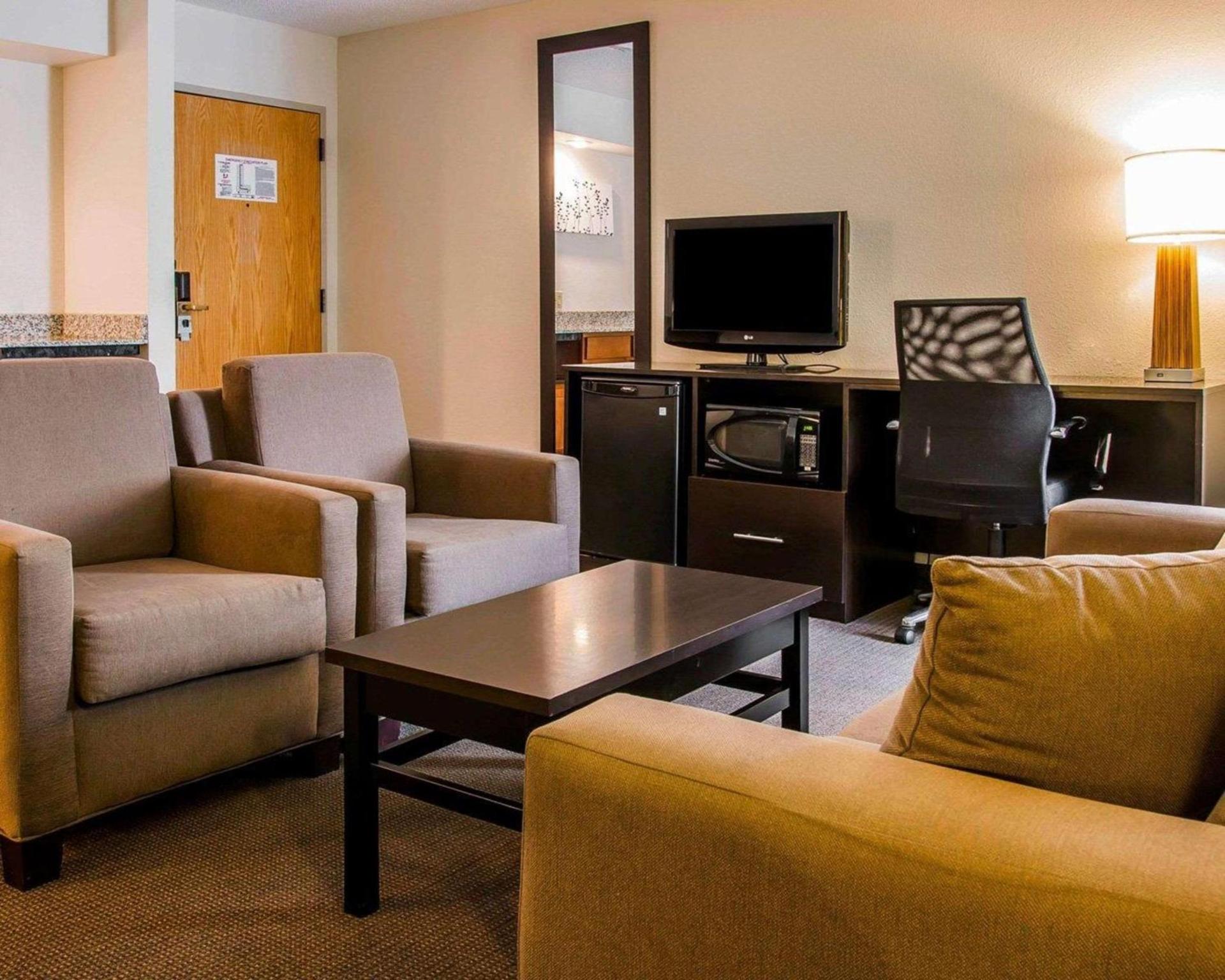 Sleep Inn Midland - Bay City West photo 11