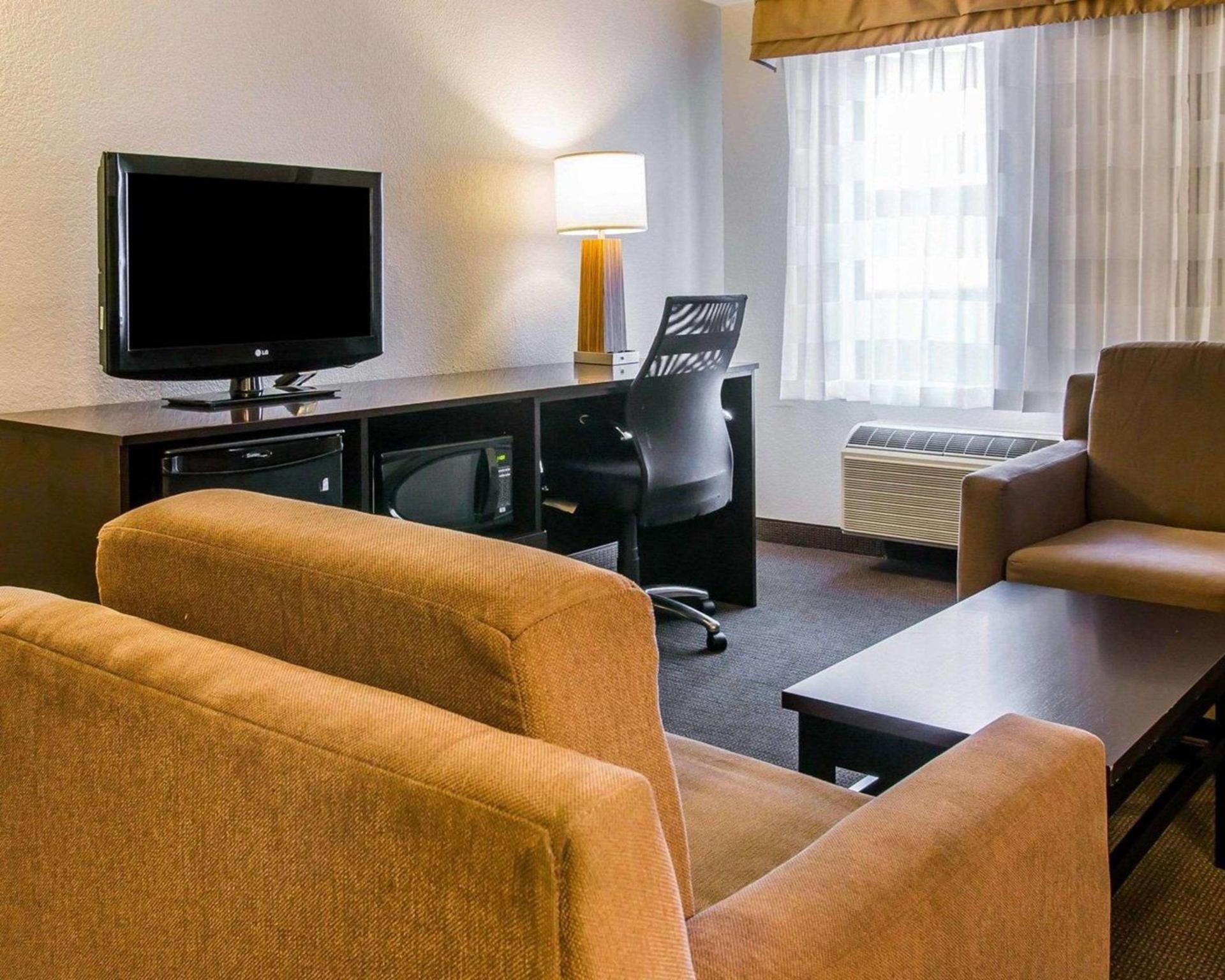 Sleep Inn Midland - Bay City West photo 23