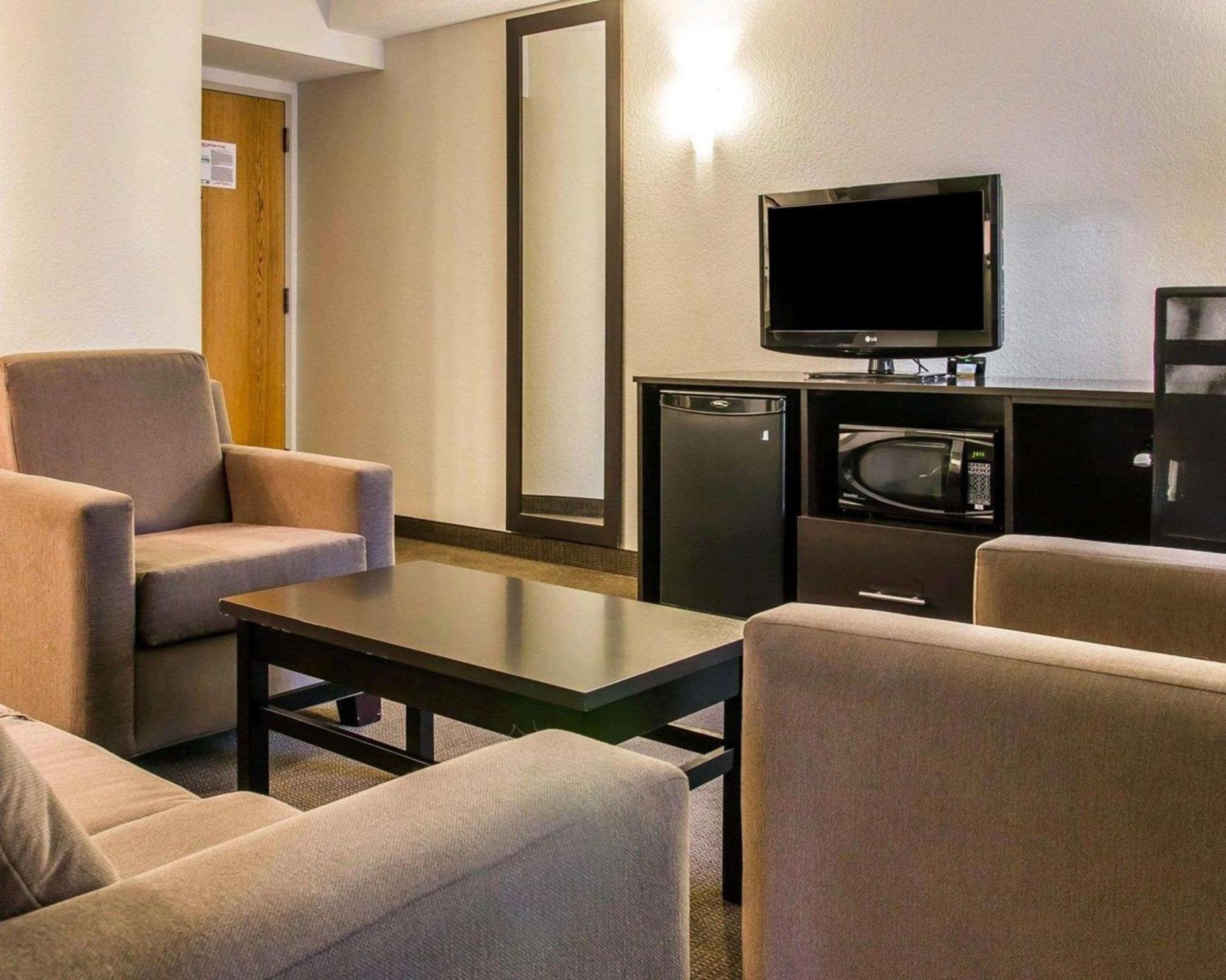 Sleep Inn Midland - Bay City West photo 22