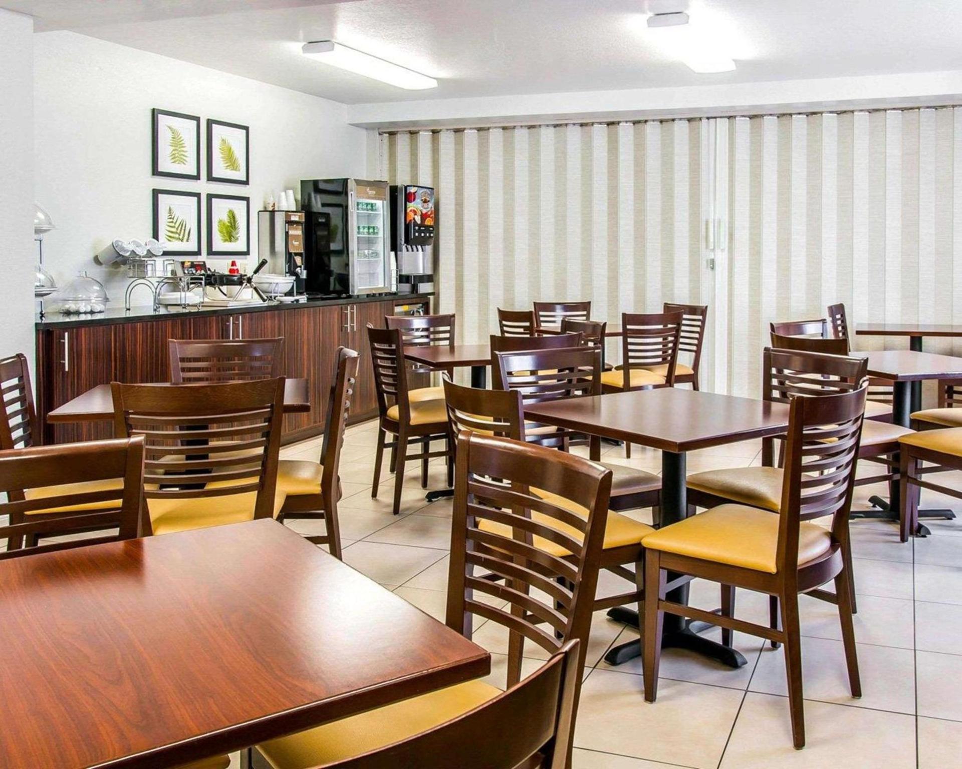 Sleep Inn Midland - Bay City West photo 32