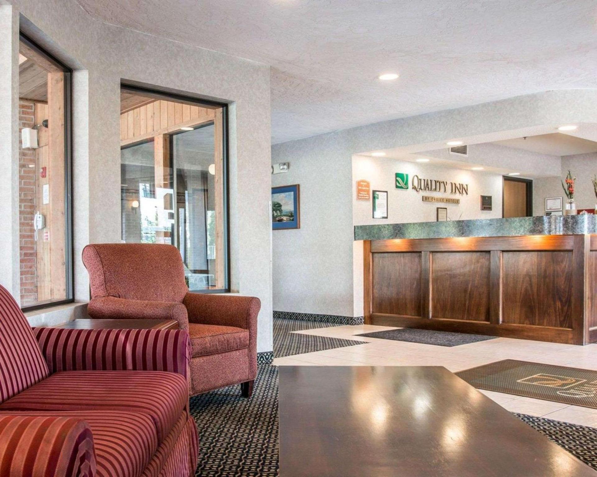 Quality Inn Hudsonville South photo 3