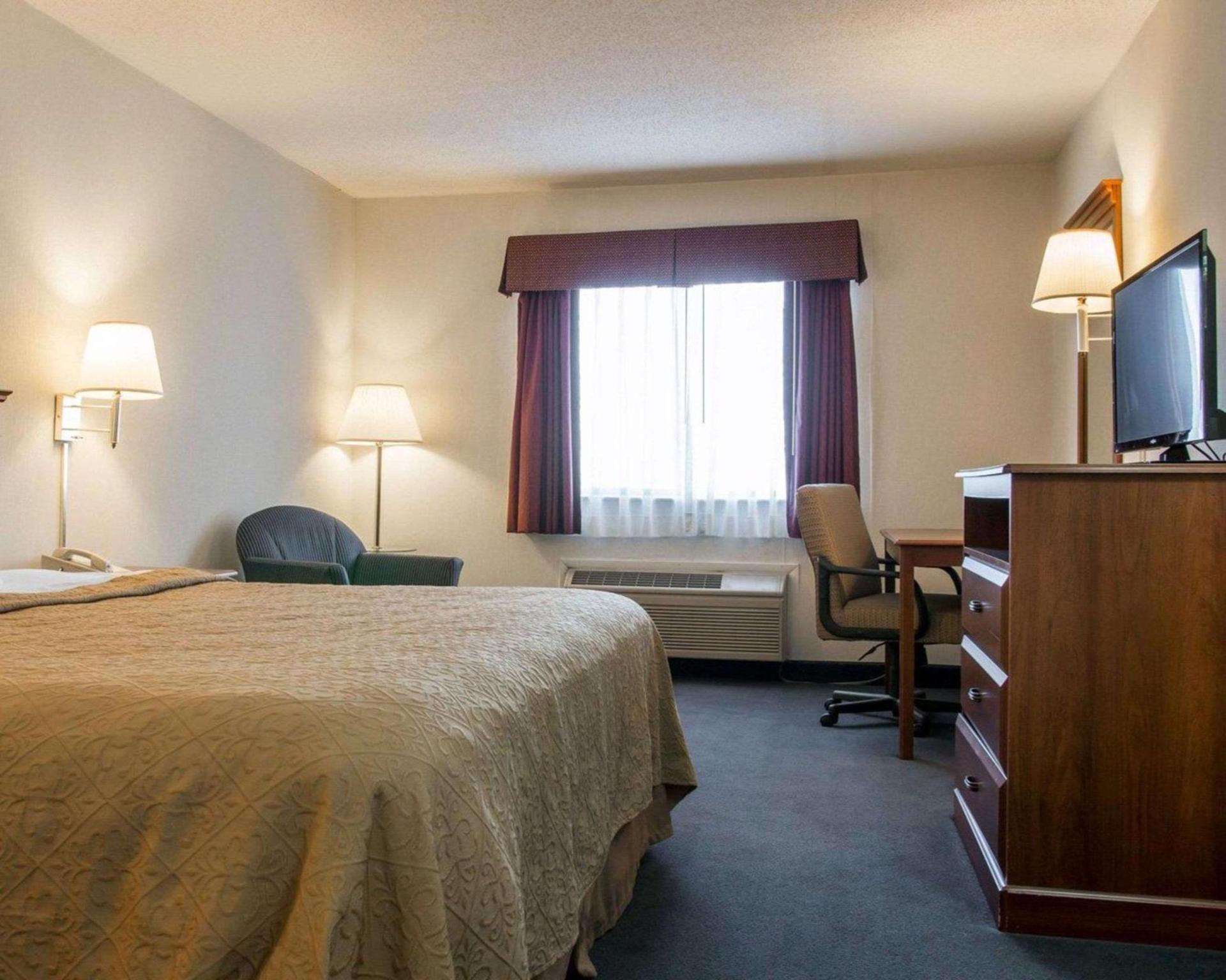 Quality Inn Hudsonville South photo 6