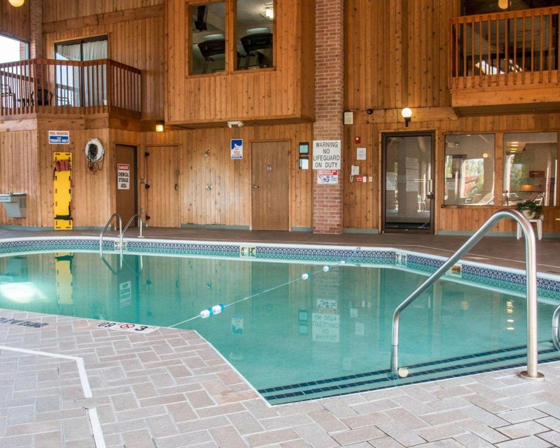 Quality Inn Hudsonville South photo 23