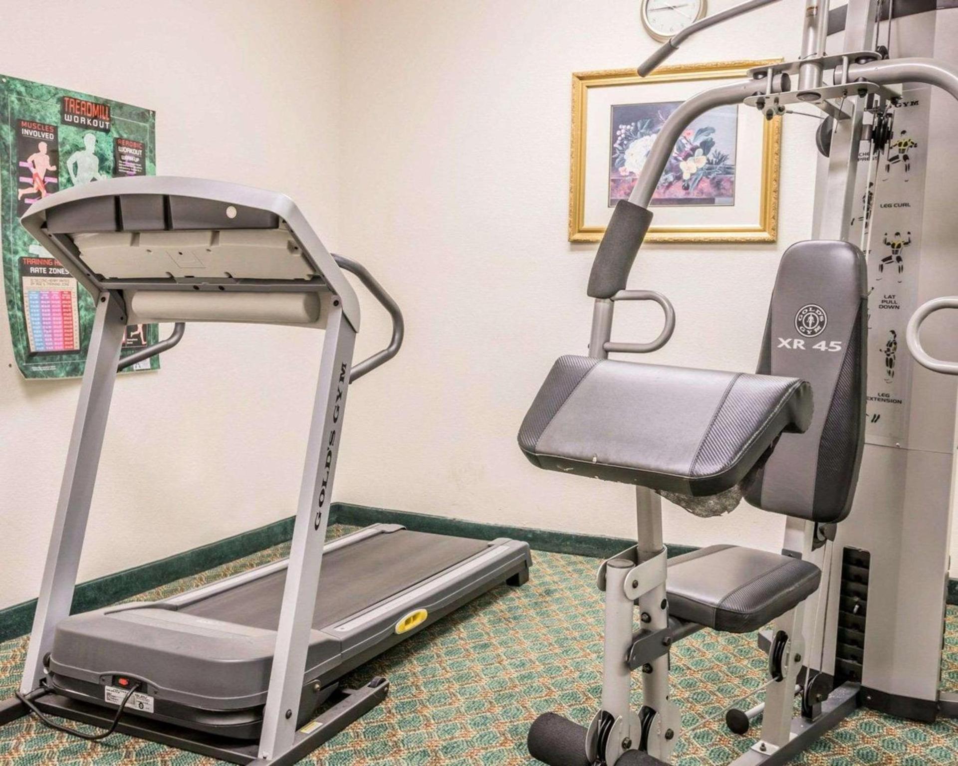 Quality Inn Kalamazoo near Wings Stadium photo 21