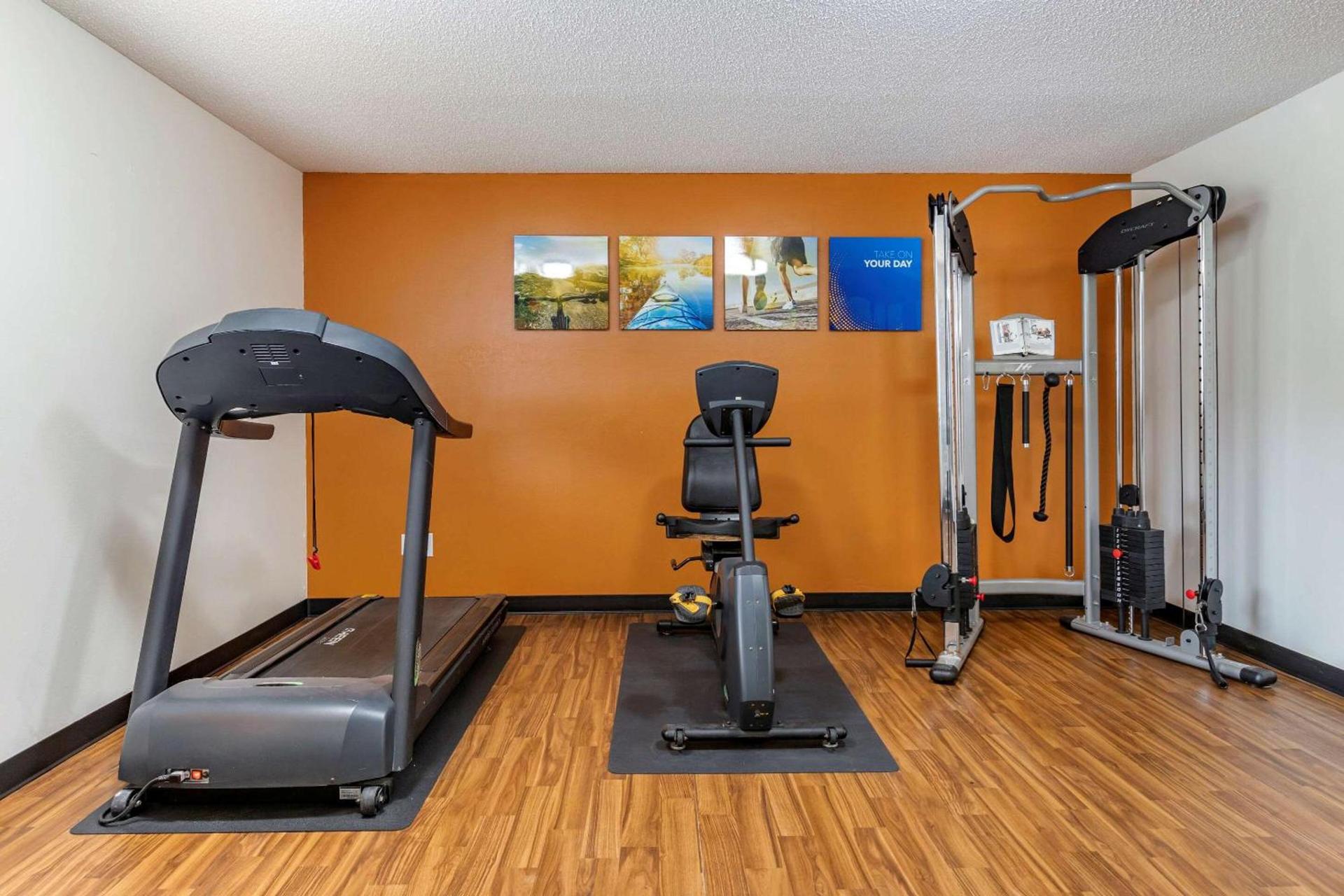 Comfort Inn & Suites Dimondale - Lansing photo 24