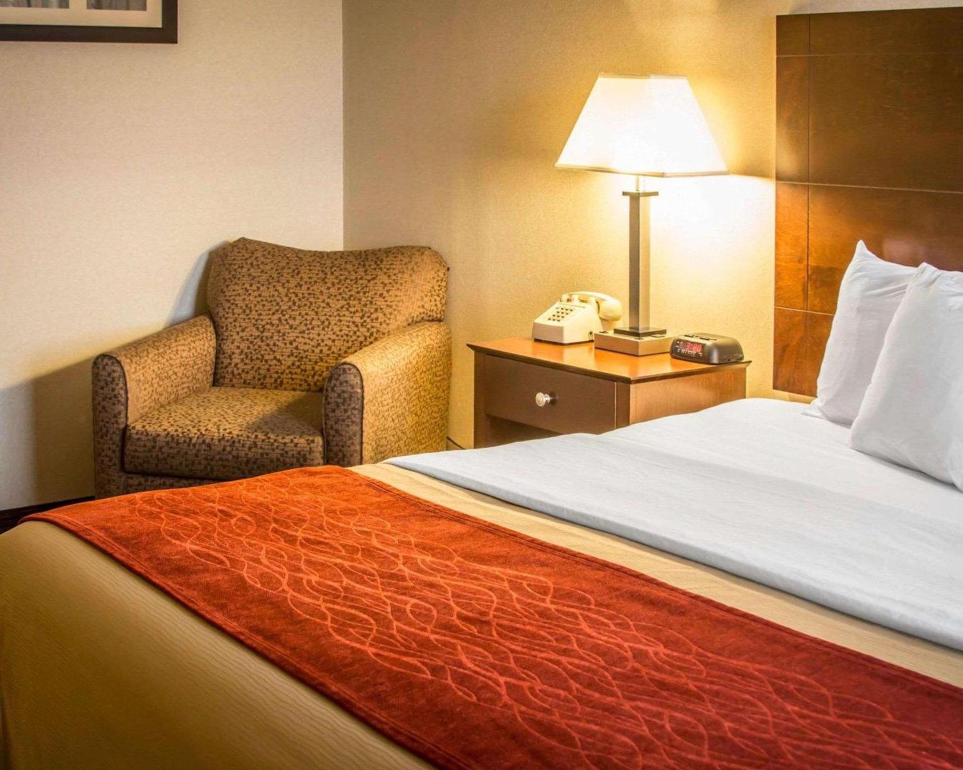 Quality Inn & Suites Port Huron photo 11