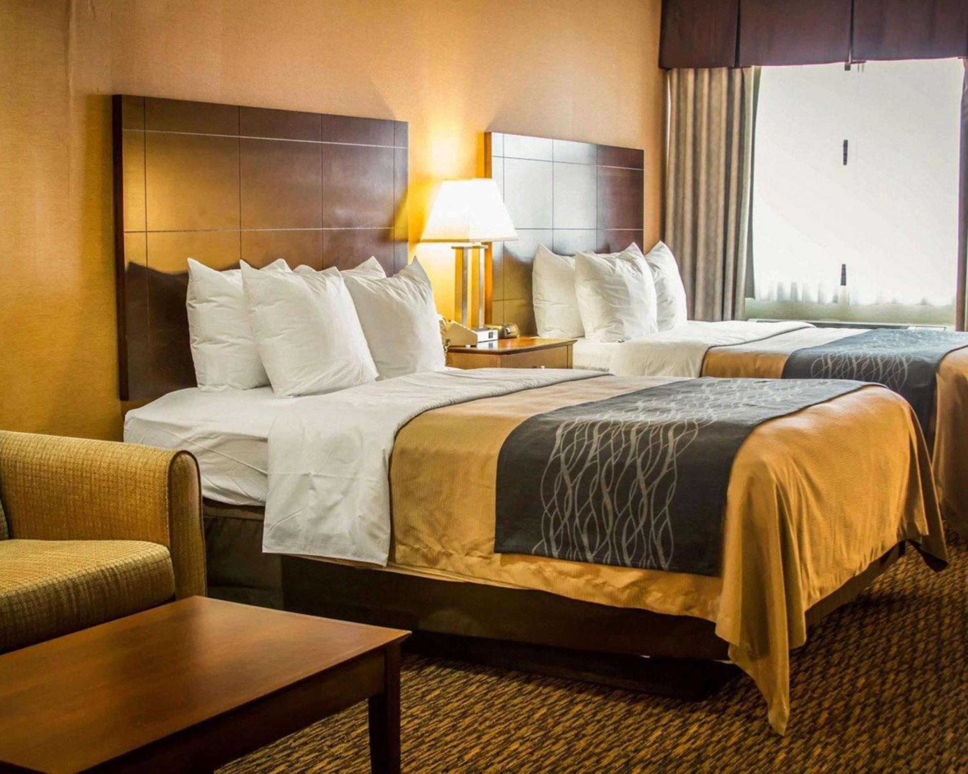 Quality Inn & Suites Port Huron photo 16