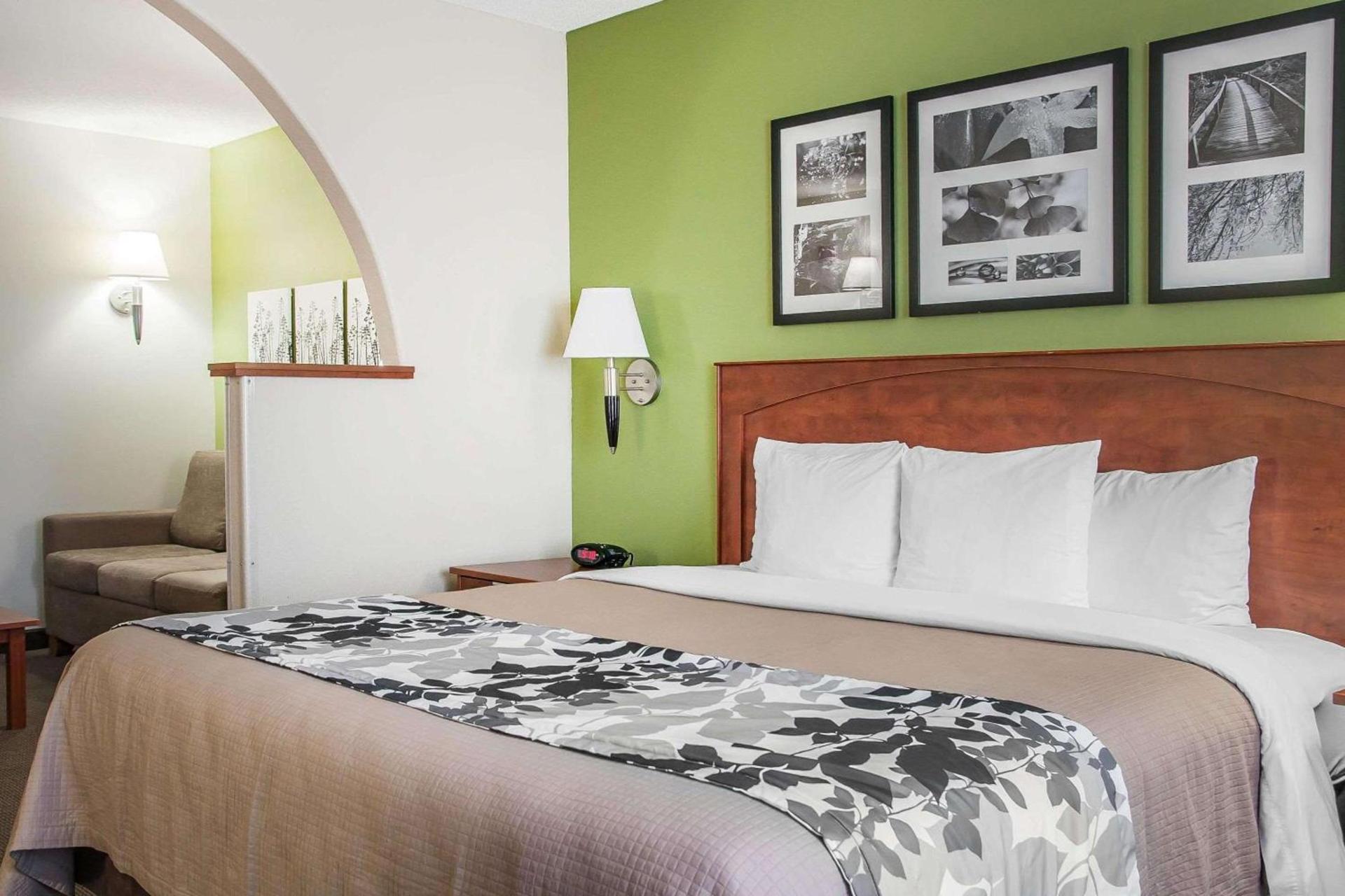 Sleep Inn & Suites Conference Center and Water Park photo 13