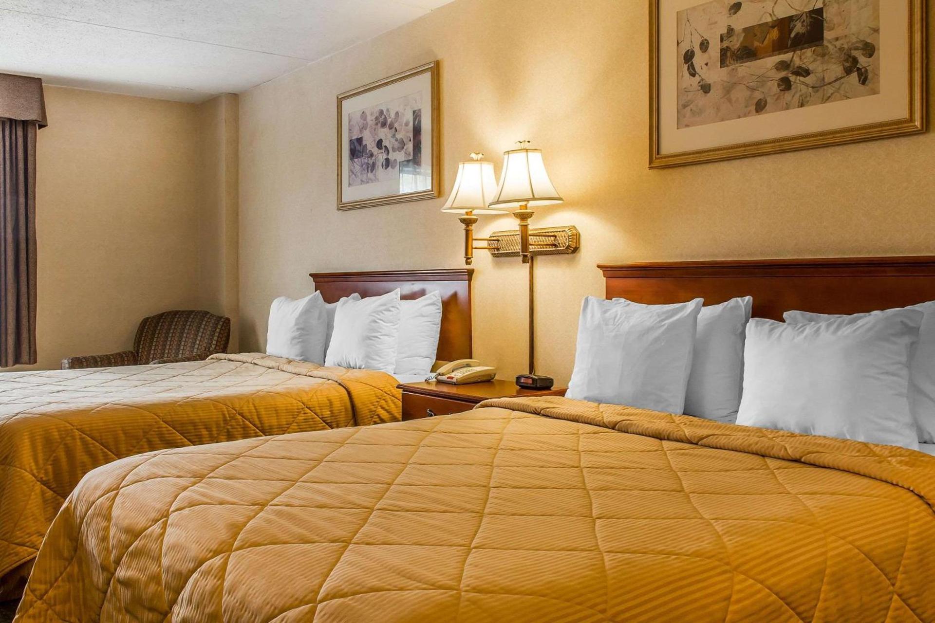 Quality Inn Hackettstown - Long Valley photo 11