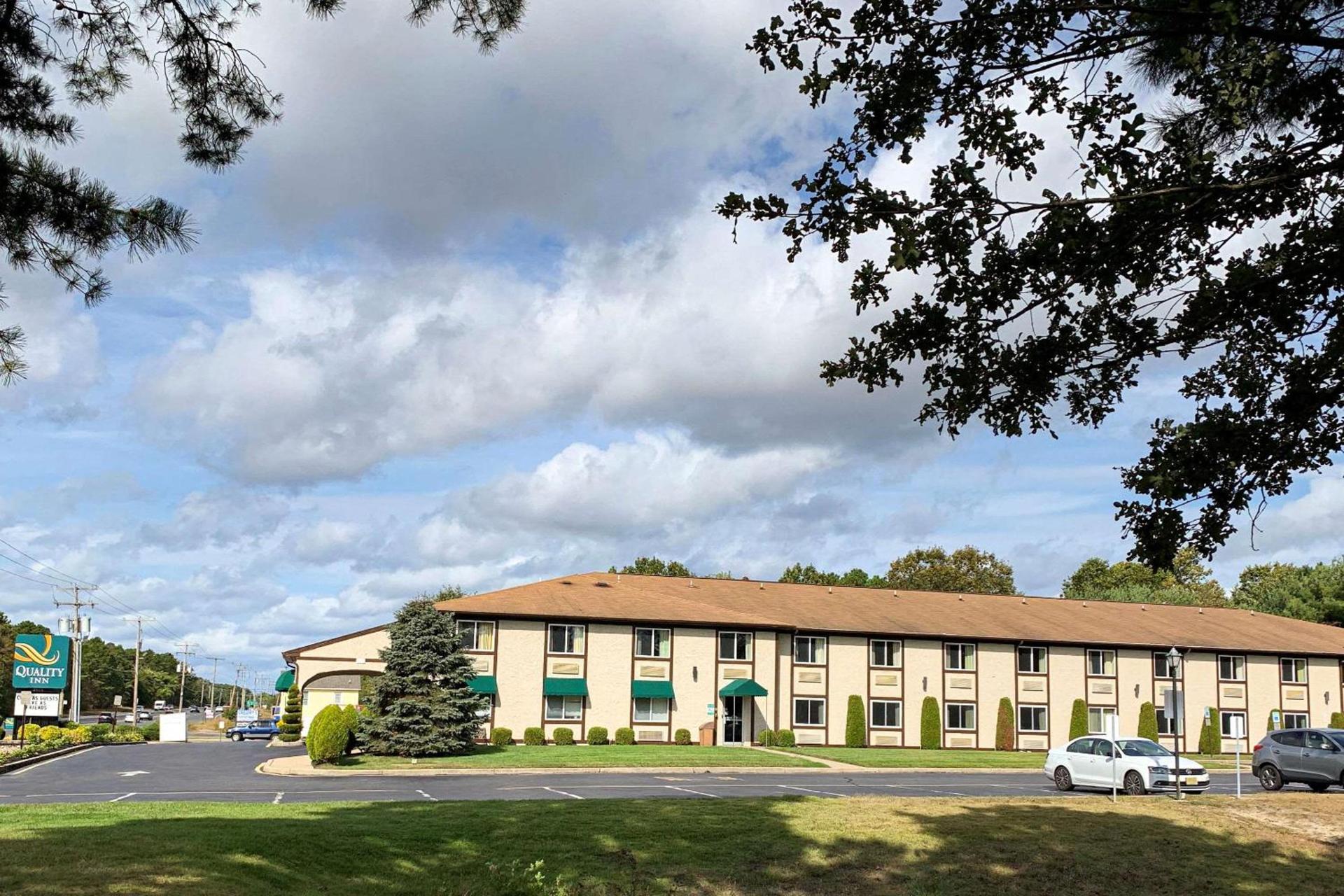 Quality Inn near Toms River Corporate Park photo 2