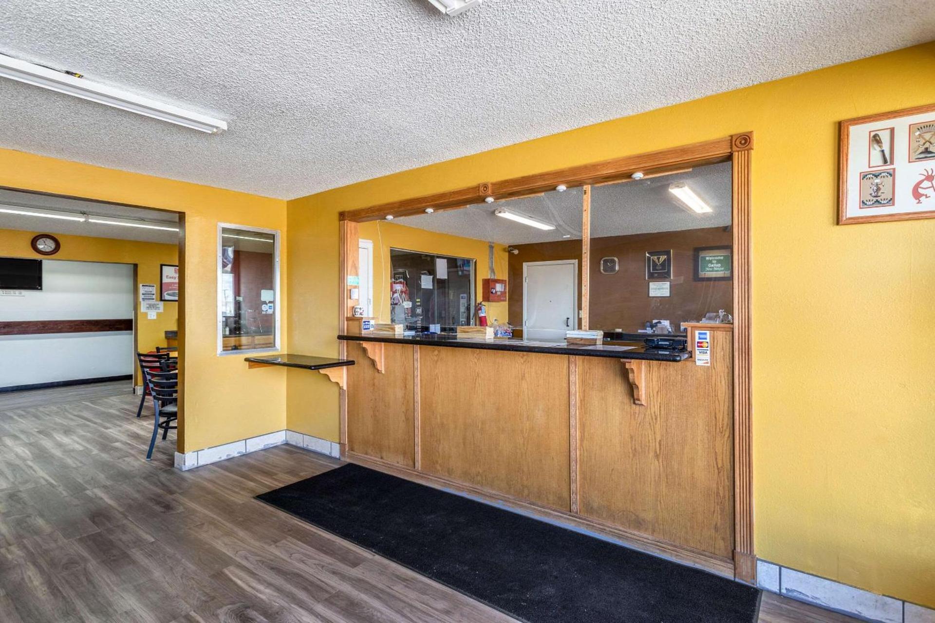 Econo Lodge Gallup West photo 3