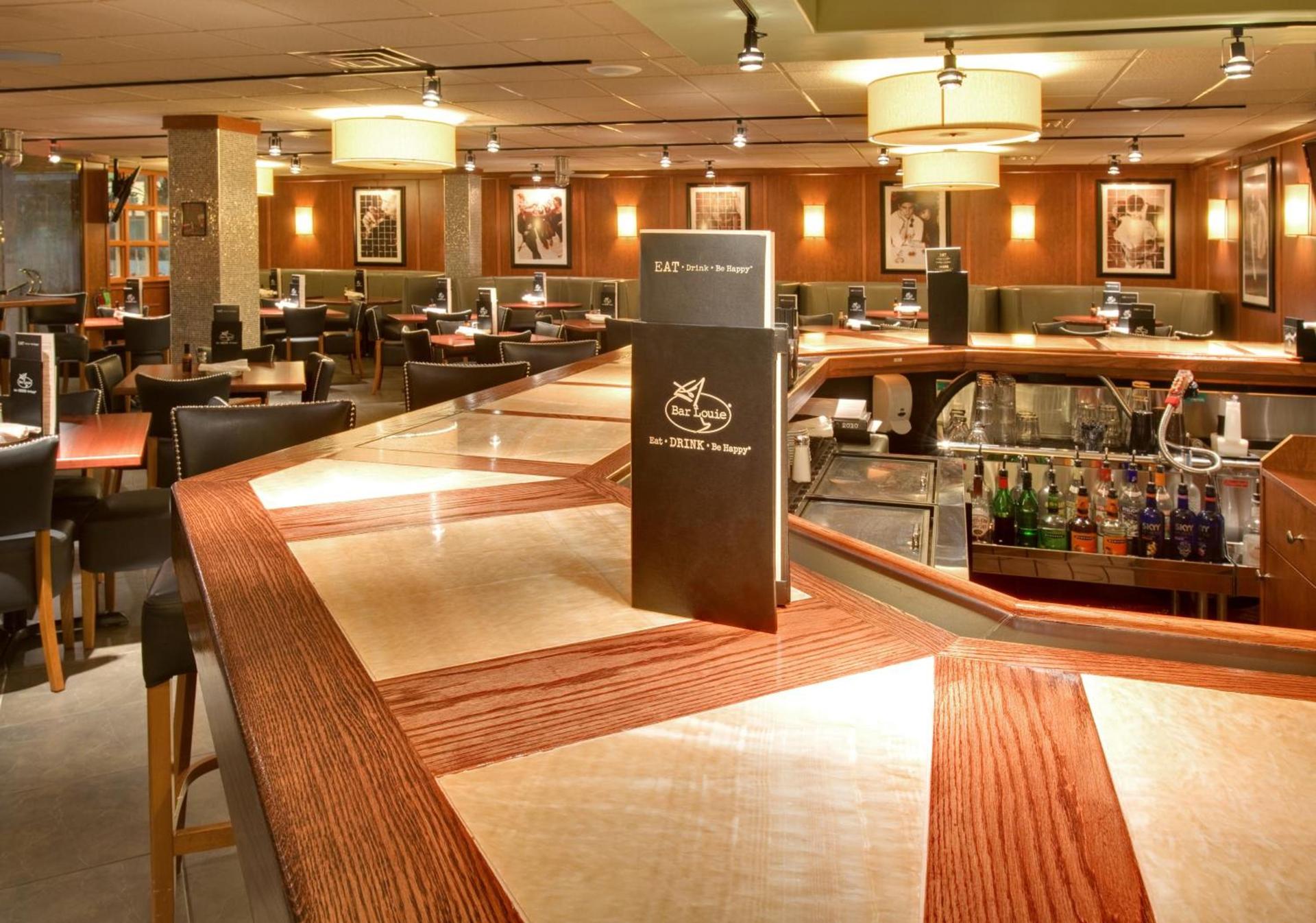 Holiday Inn Chicago North Shore by IHG photo 21